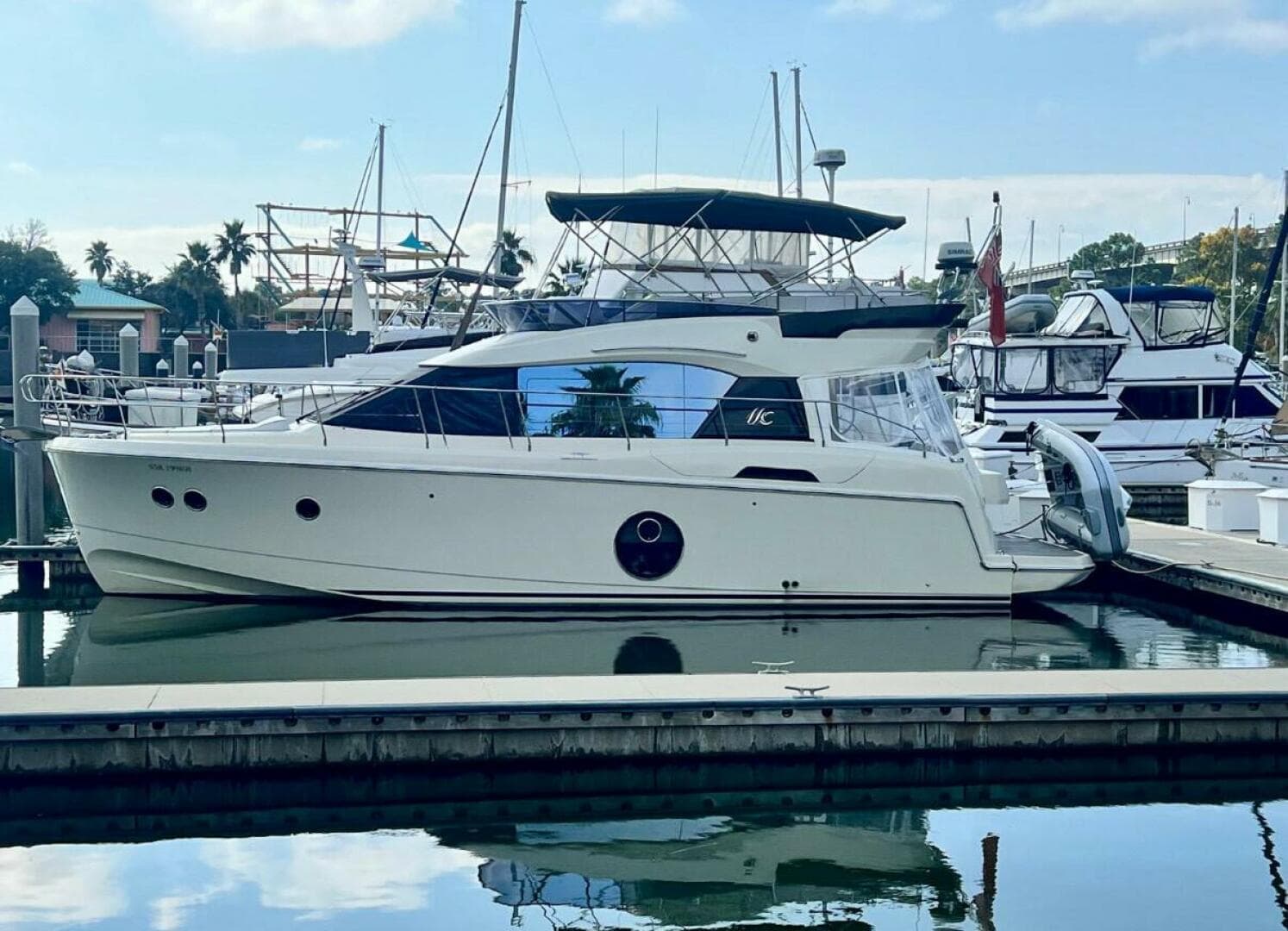 Seacrest — 2017 · 45' · 2 Cabins · Pre-Owned