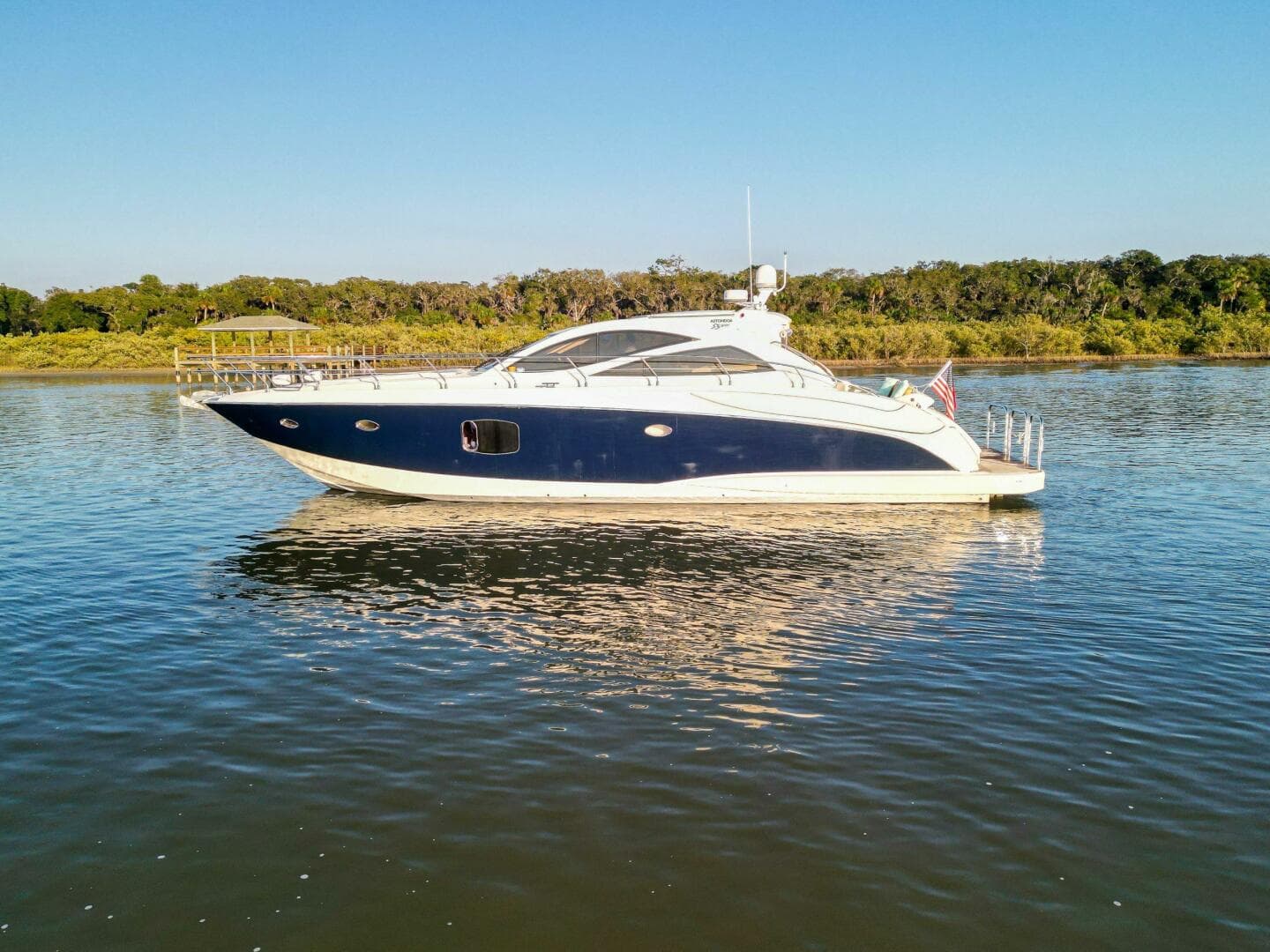 SANGRIA — 2007 · 53' · 3 Cabins · Pre-Owned