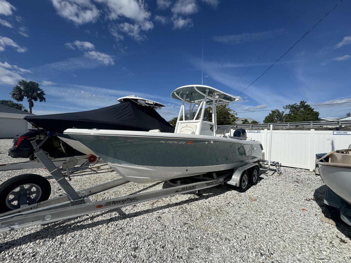 2021 Sea Hunt Ultra 219 — 2021 · 21' · Pre-Owned