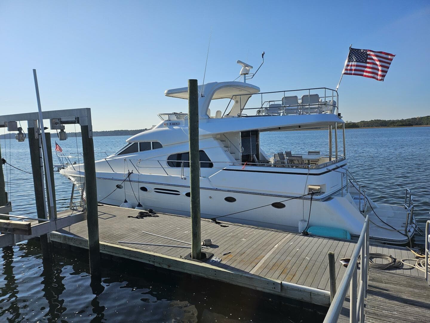 2003 Johnson Flybridge — 2003 · 58' · 3 Cabins · Pre-Owned