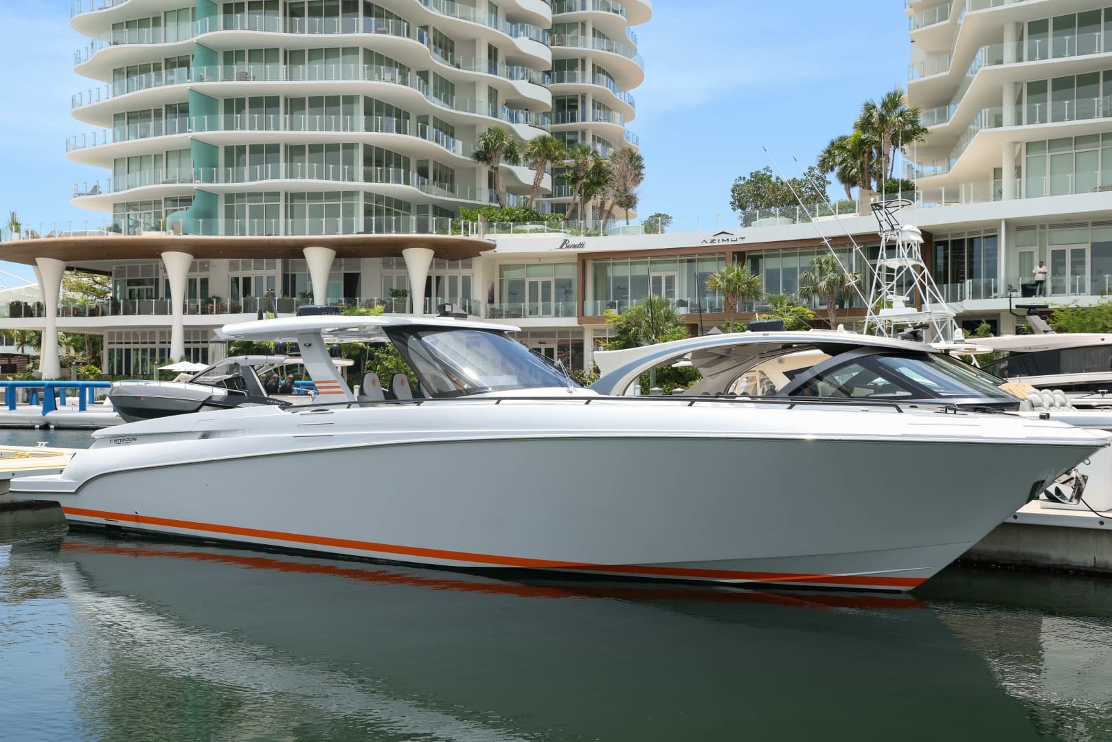 2026 Canados Gladiator 493 Grand — 2026 · 49' · 2 Cabins · New