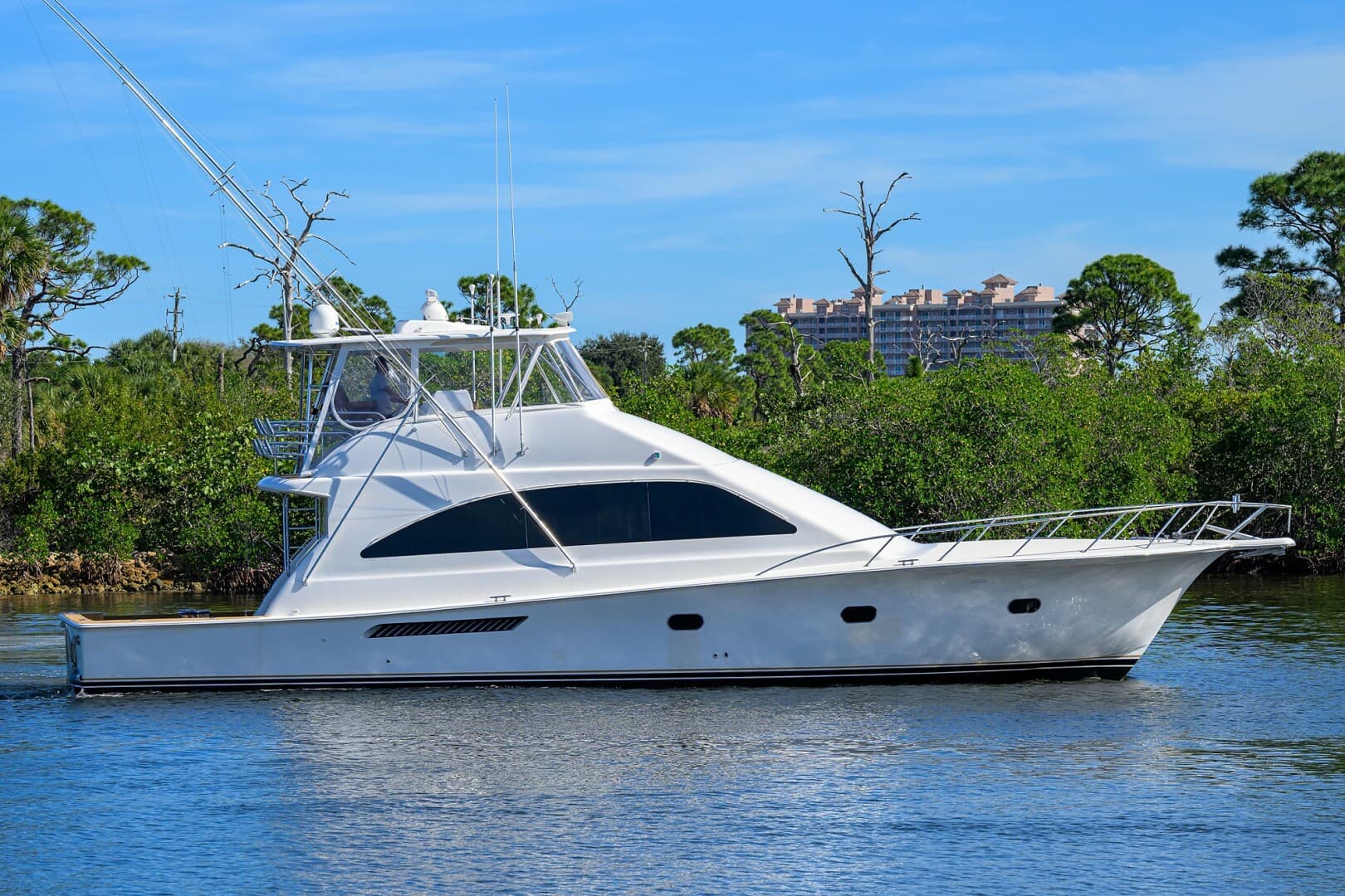 HOOK EM DANO — 2006 · 57' · 3 Cabins · Pre-Owned