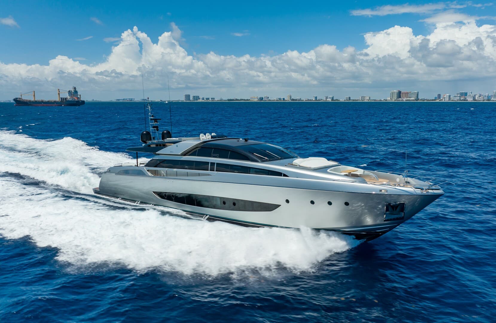 Chop Chop — 2014 · 122' · 3 Cabins · Pre-Owned