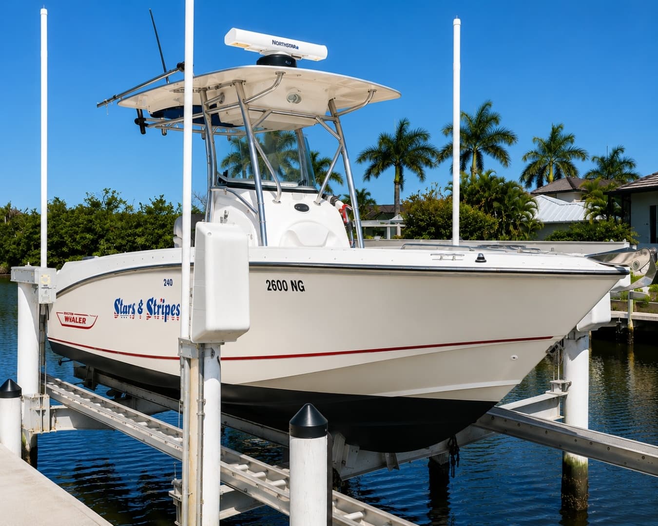 Stars & Stripes — 2006 · 24' · Pre-Owned