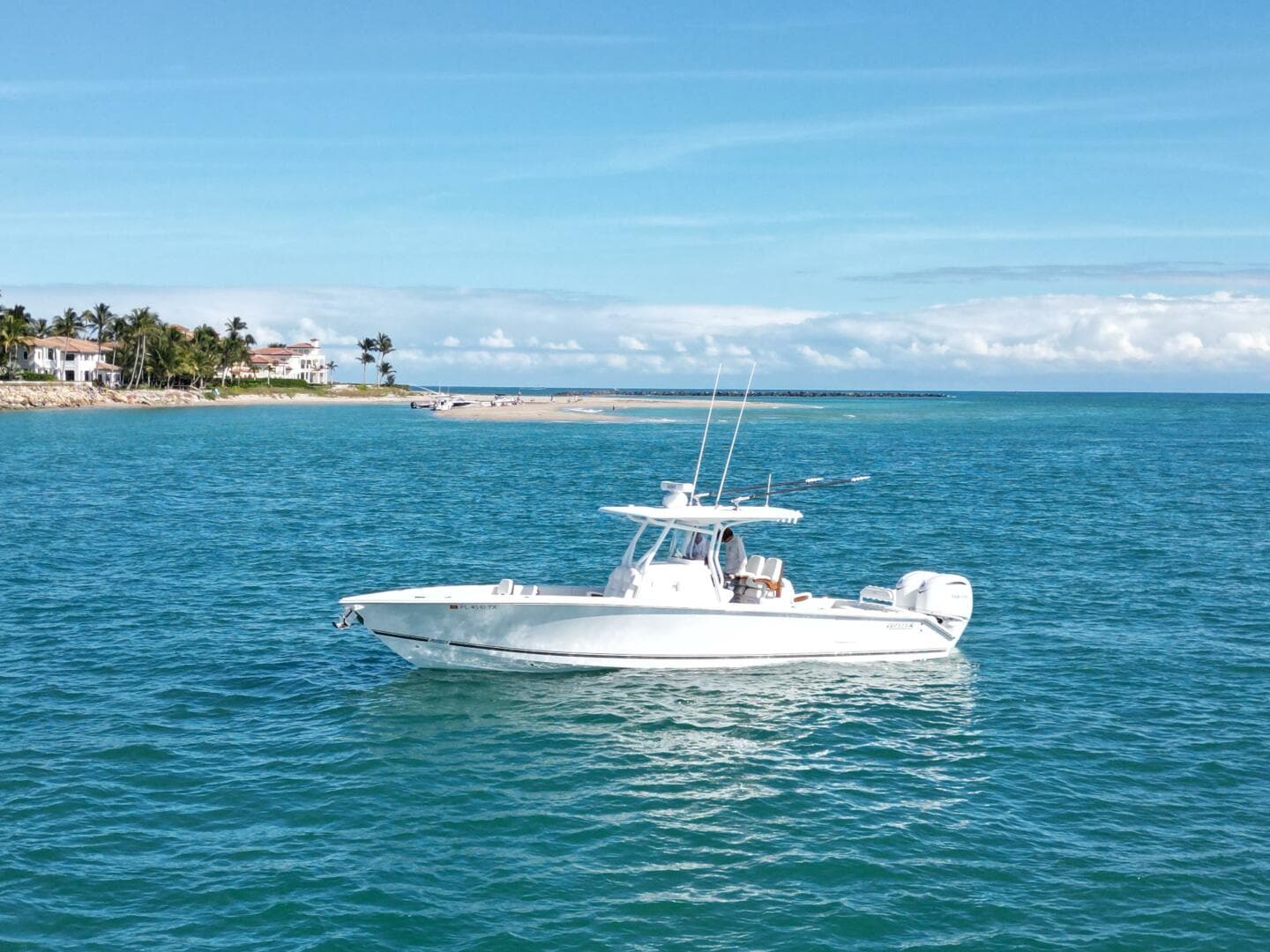 FULL CIRCLE — 2025 · 32' · Pre-Owned