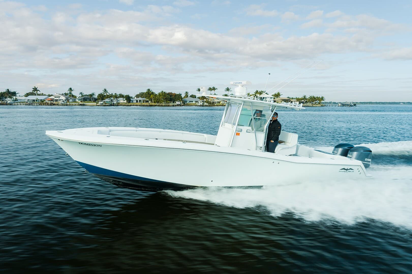 Dominion — 2007 · 32' · Pre-Owned