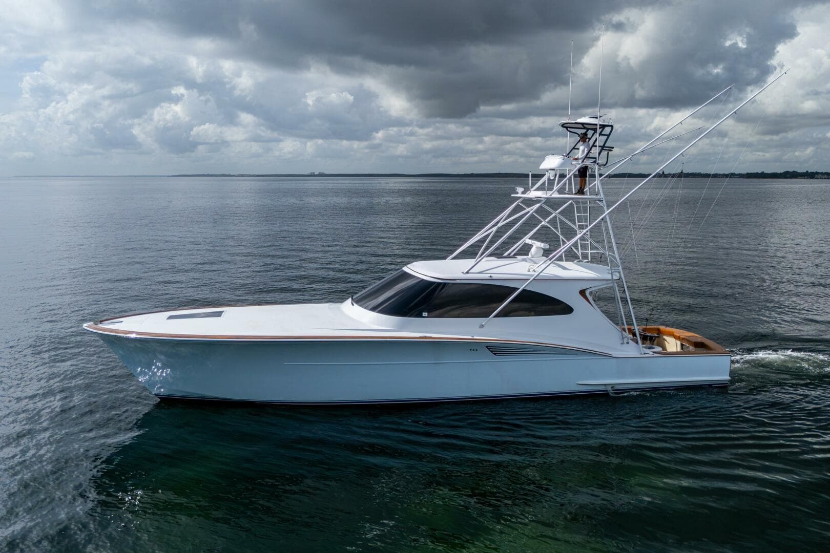 Flying B — 2017 · 54' · 2 Cabins · Pre-Owned