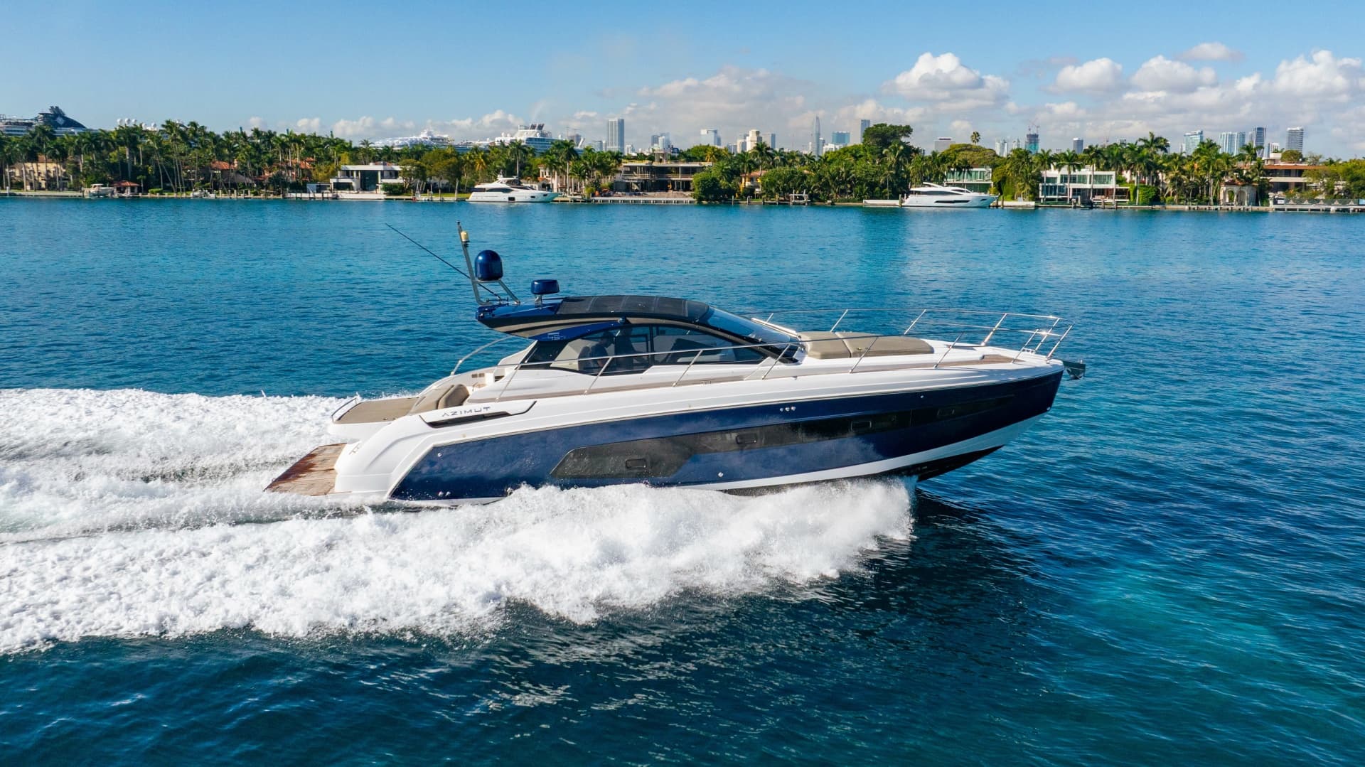 Relax Josephine — 2022 · 45' · 2 Cabins · Pre-Owned