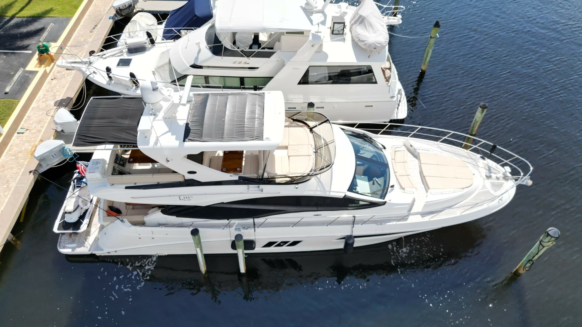 INCOGNITO — 2016 · 59' · 3 Cabins · Pre-Owned