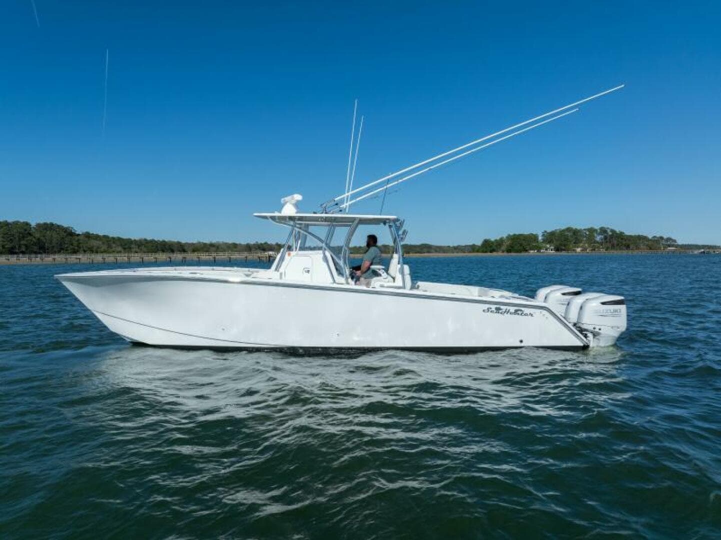 Reel Escape — 2023 · 38' · Pre-Owned
