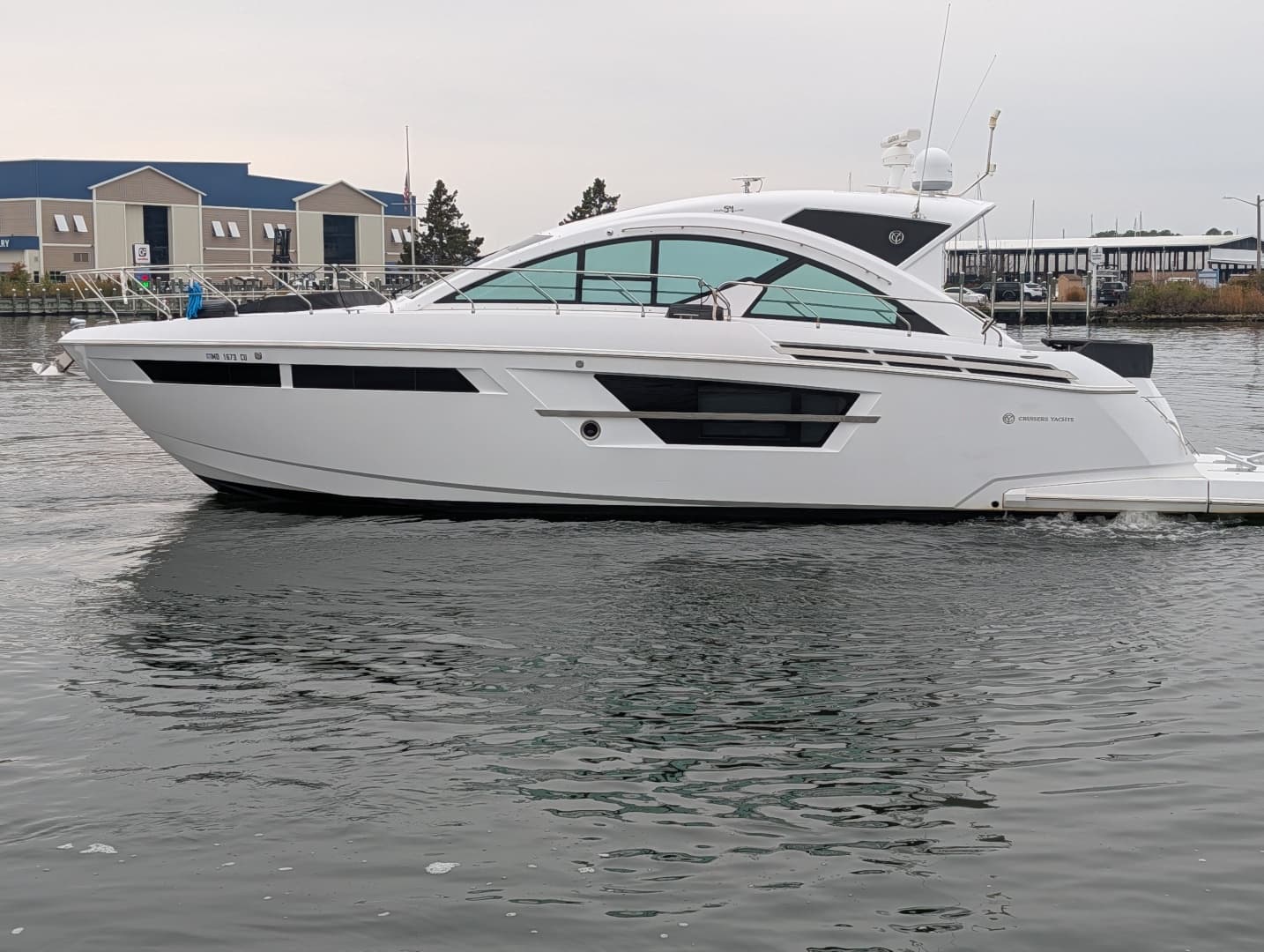 2022 Cruisers Yachts 54 Cantius — 2022 · 54' · Pre-Owned