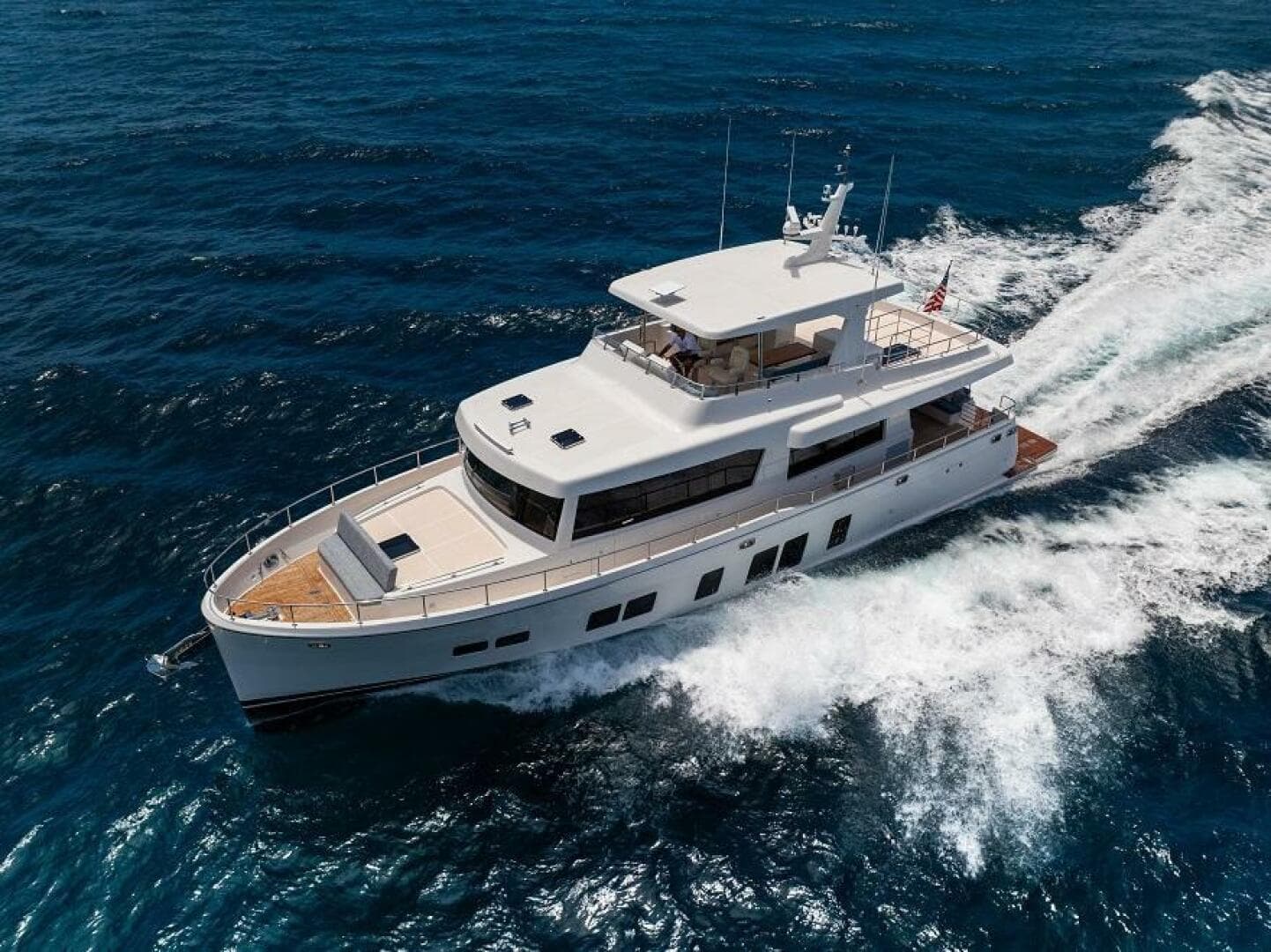 2027 Offshore Yachts — 2027 · 75' · 4 Cabins · New