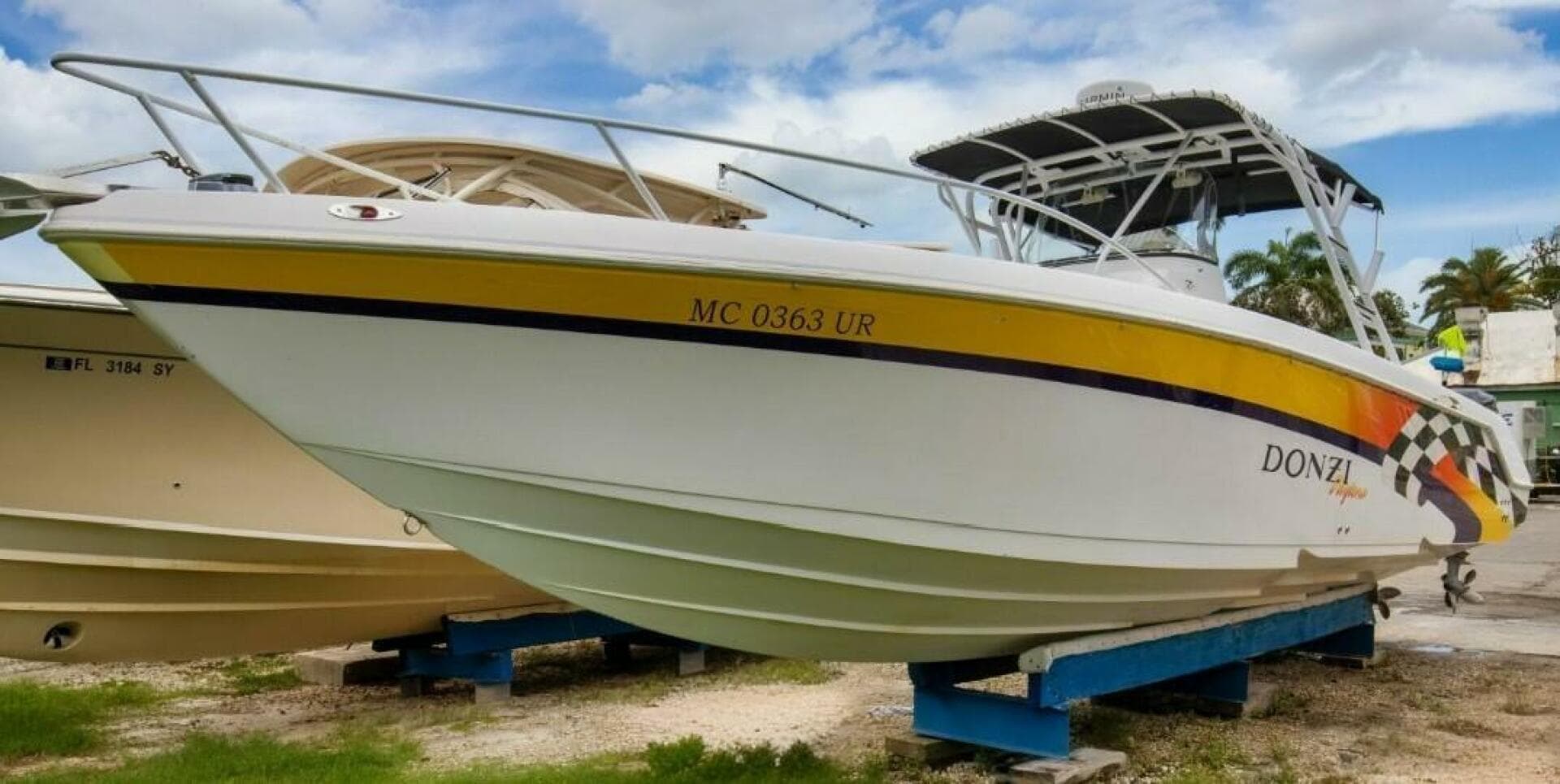 2005 Donzi 35 ZF Cuddy — 2005 · 33' · Pre-Owned