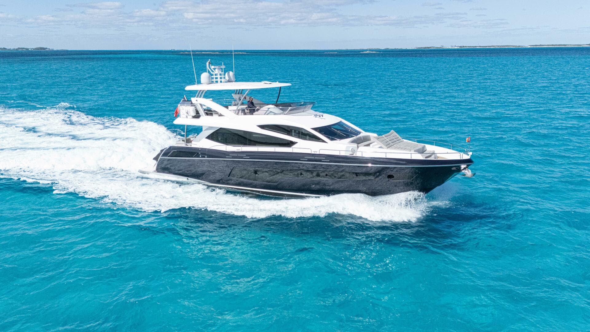 Daddys $ — 2016 · 75' · 4 Cabins · Pre-Owned