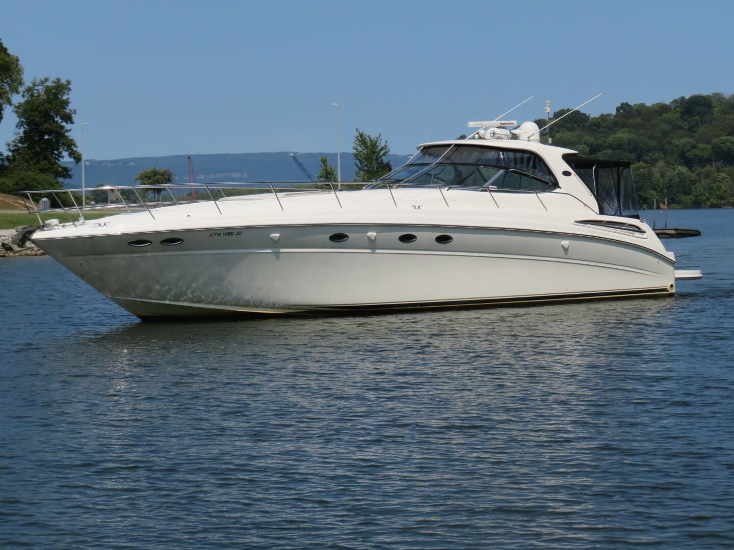 2001 Sea Ray 510 Sundancer — 2001 · 55' · Pre-Owned
