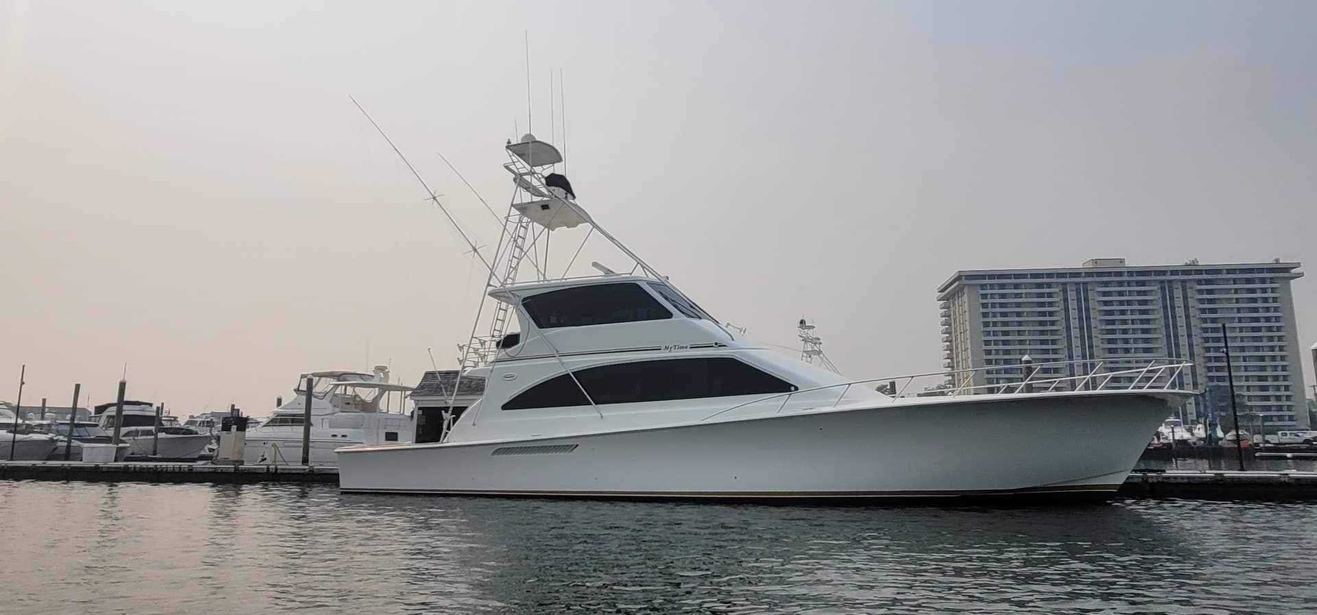 2000 Ocean Yachts 70 SUPER SPORT — 2000 · 70' · Pre-Owned