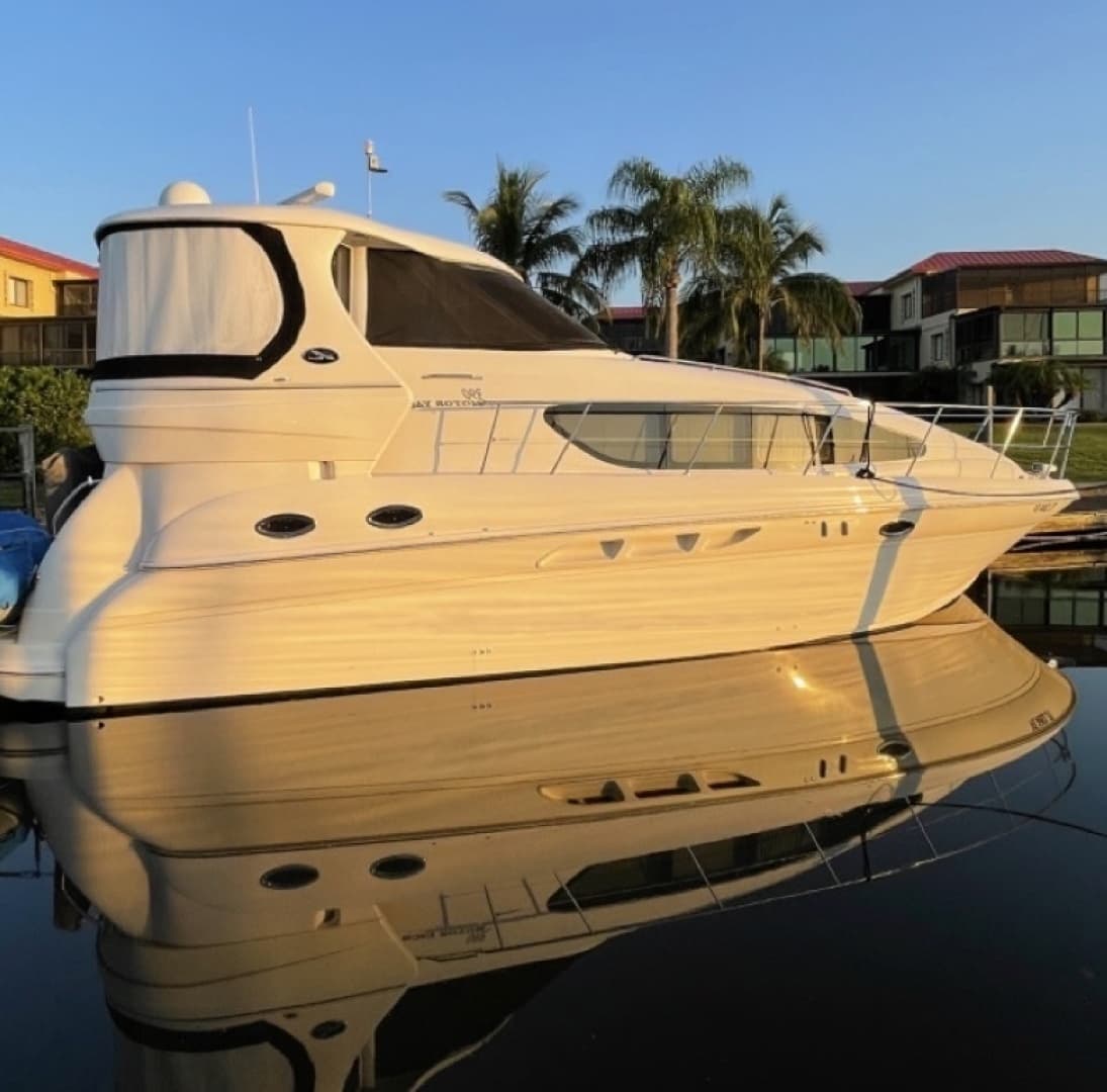 2004 Sea Ray 390 Motor Yacht — 2004 · 41' · Pre-Owned