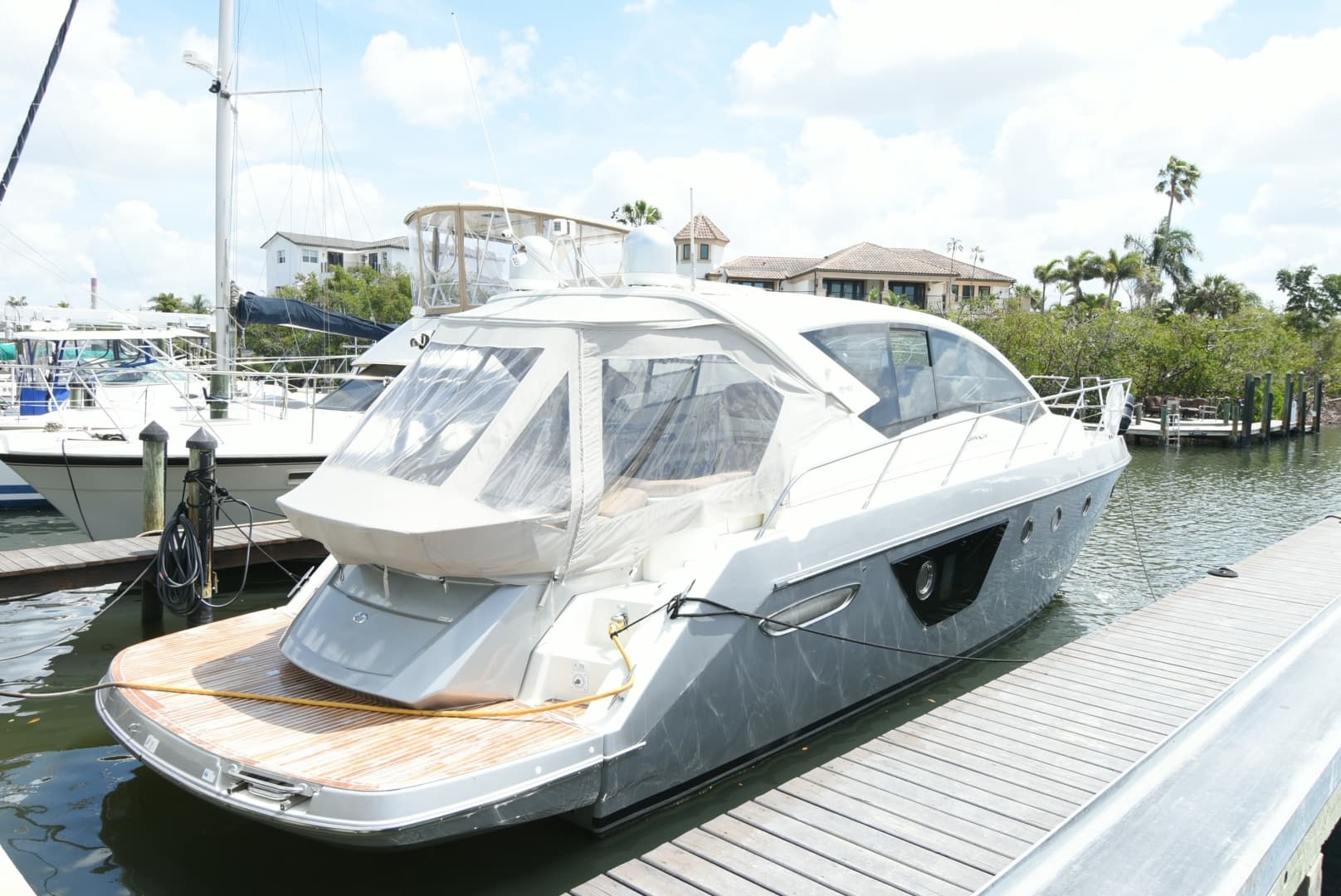Sandra — 2014 · 45' · 3 Cabins · Pre-Owned