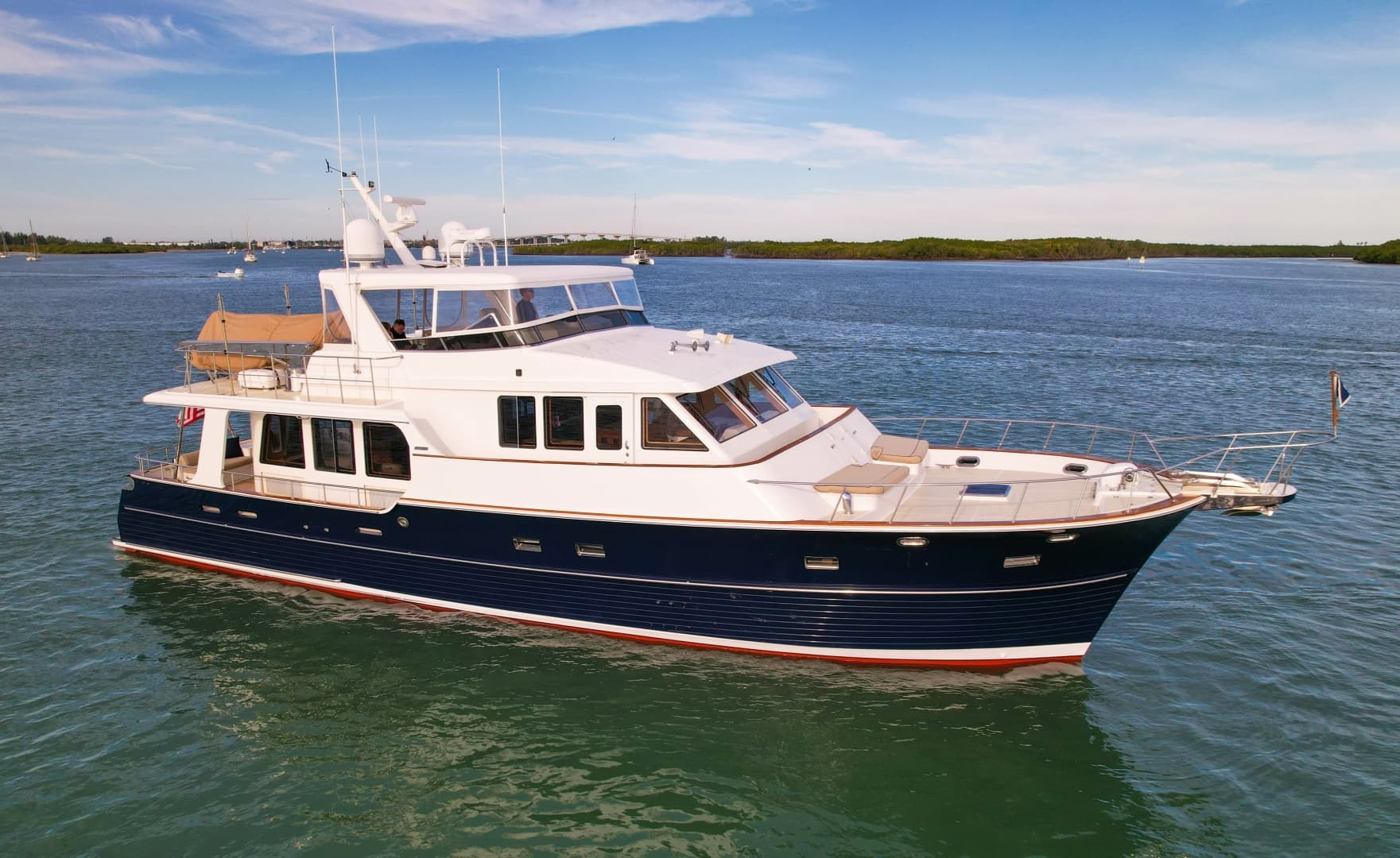 Elleon — 2003 · 67' · 3 Cabins · Pre-Owned