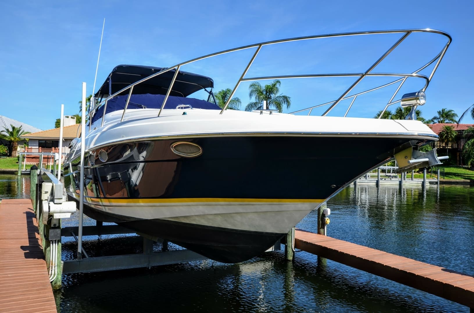 2005 Regal Commodore 3560 IB — 2005 · 38' · 2 Cabins · Pre-Owned