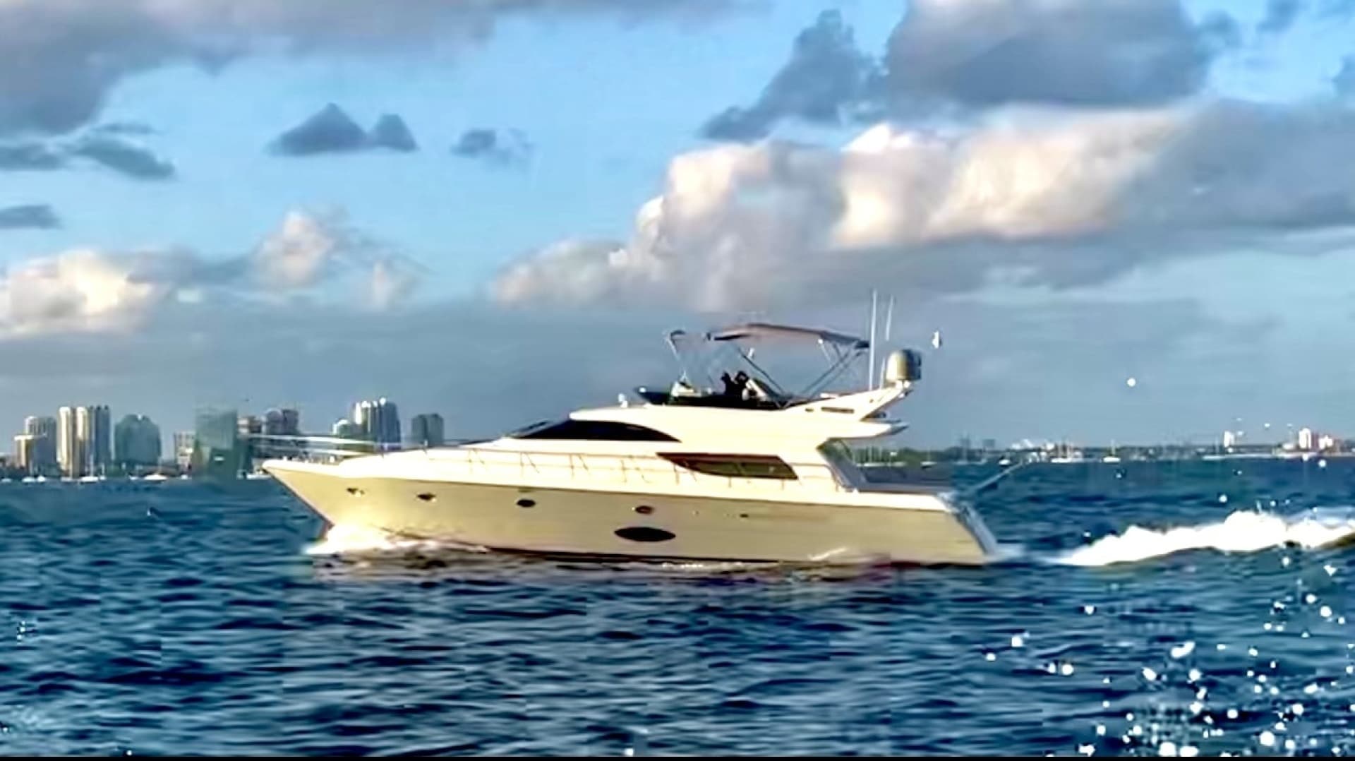 Pachanga — 2006 · 58' · 3 Cabins · Pre-Owned