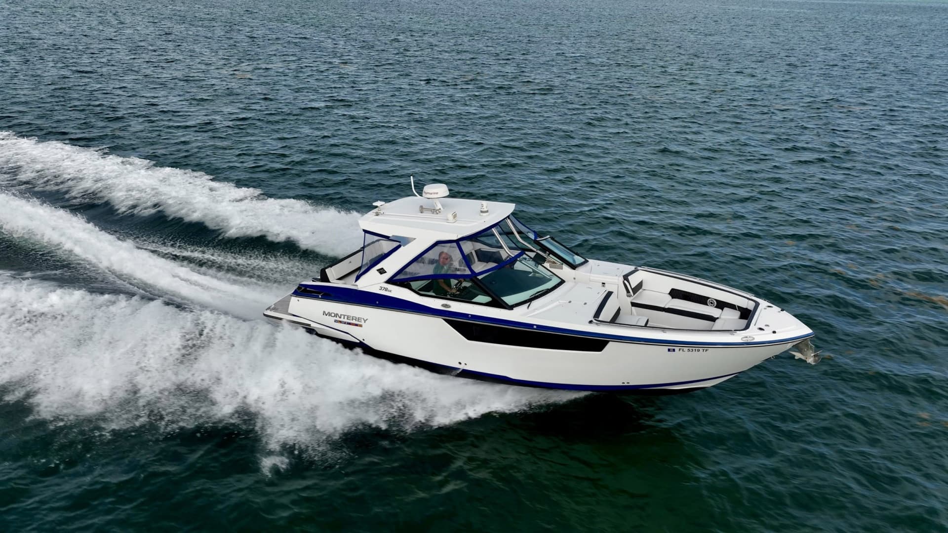 2021 Monterey 378SE Super Express — 2021 · 38' · 1 Cabin · Pre-Owned