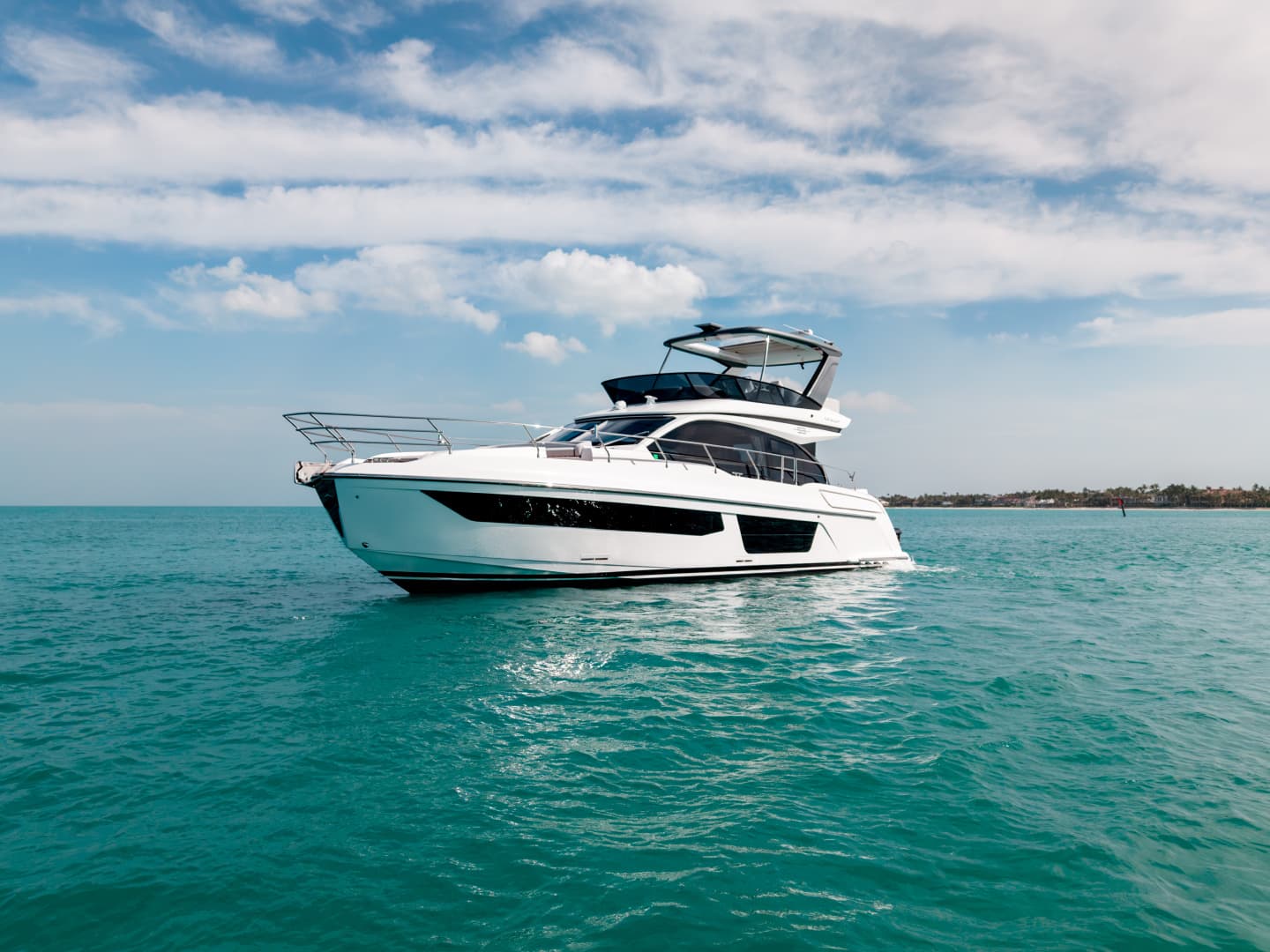 2024 Azimut 53 FLY — 2024 · 53' · Pre-Owned