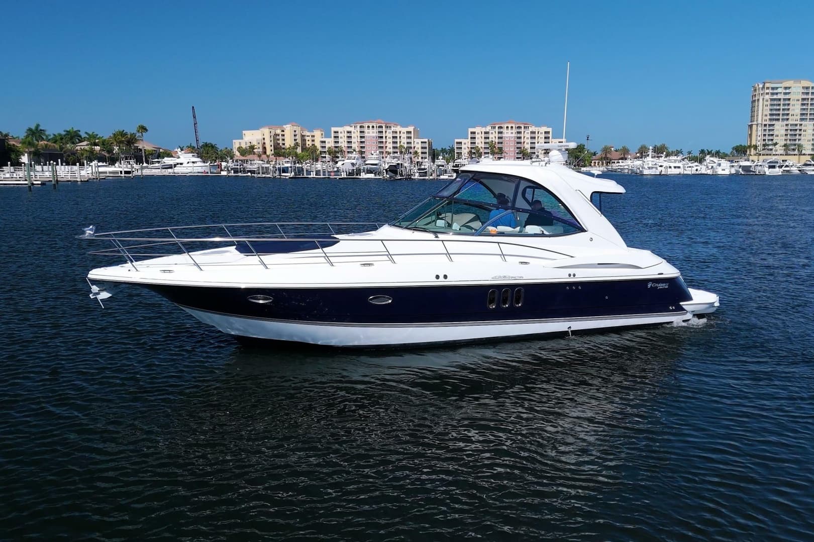 Altitude Adjustment — 2008 · 42' · 1 Cabin · Pre-Owned