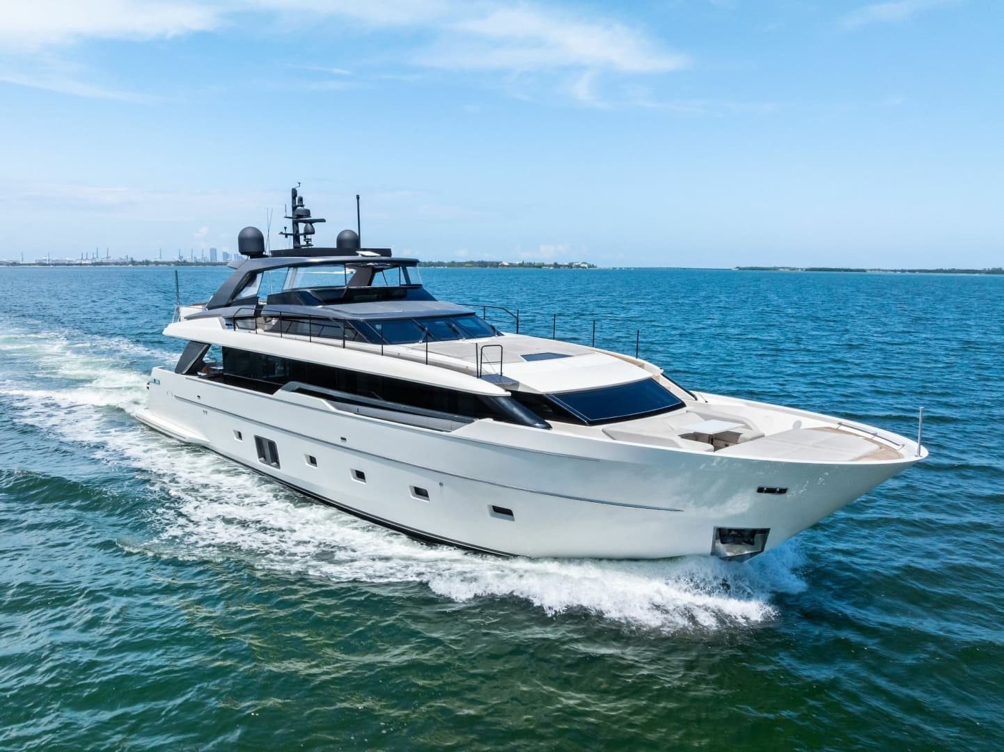 GATSBY — 2021 · 96' · Pre-Owned