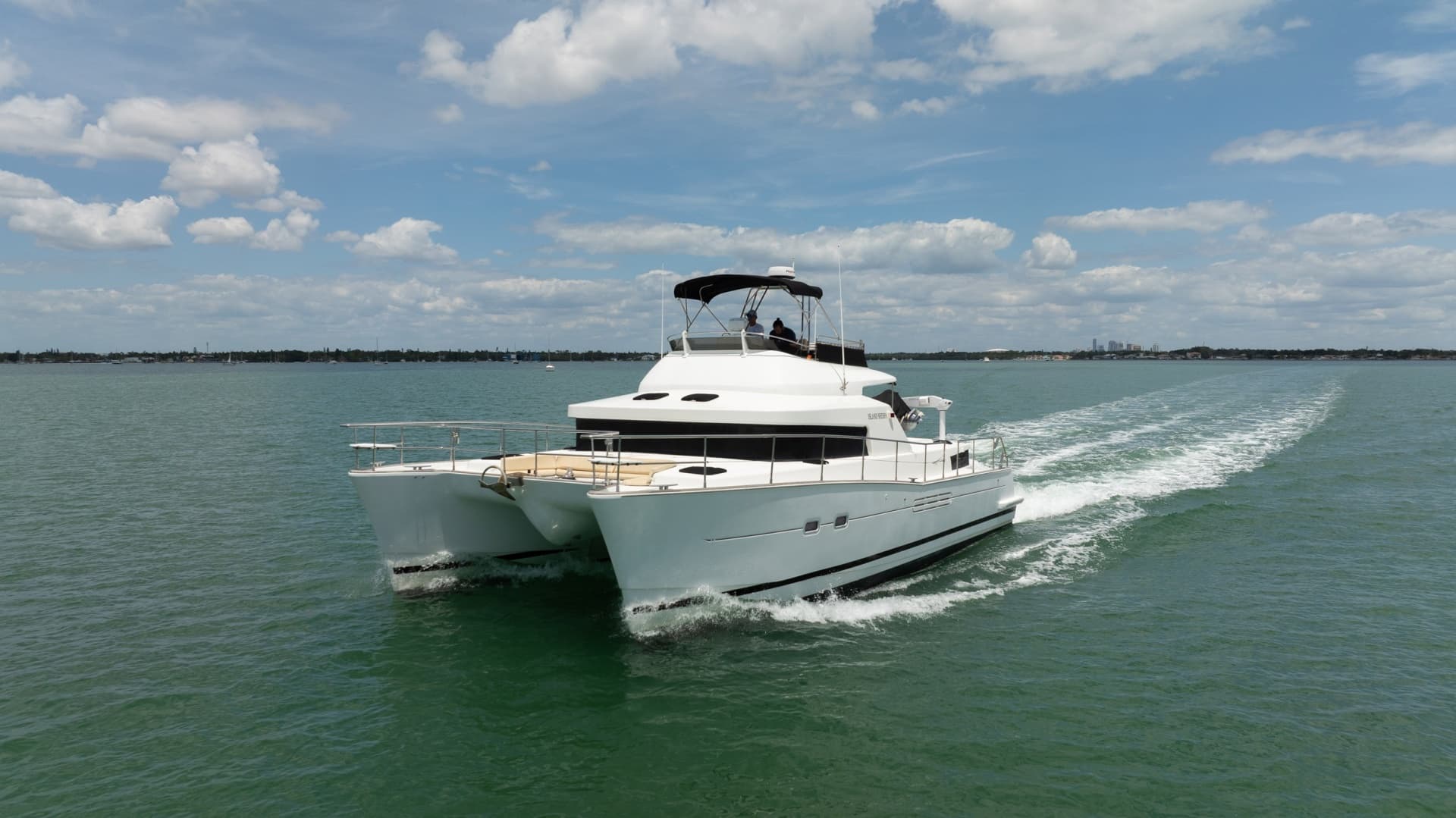 2005 Lagoon Power 43 — 2005 · 42' · 3 Cabins · Pre-Owned
