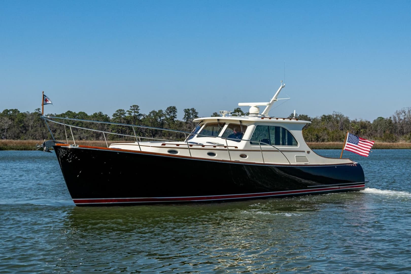 2006 Hinckley — 2006 · 44' · Pre-Owned