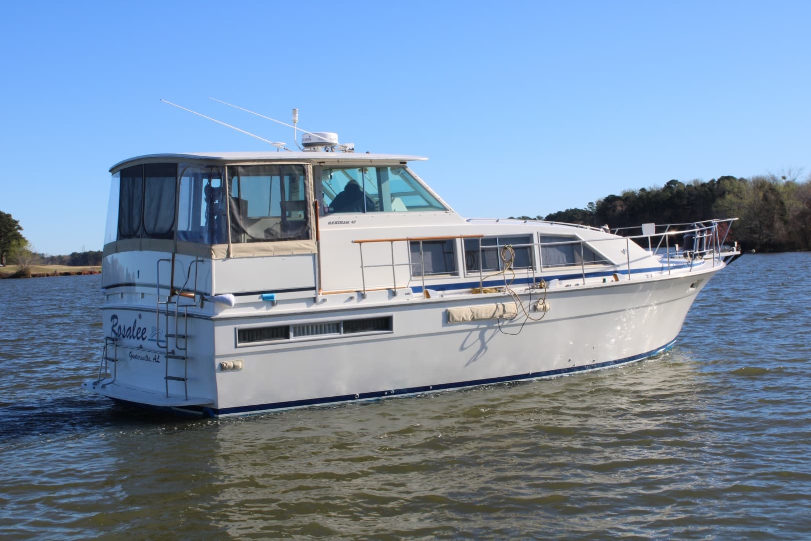 Rosalee — 1983 · 43' · 2 Cabins · Pre-Owned