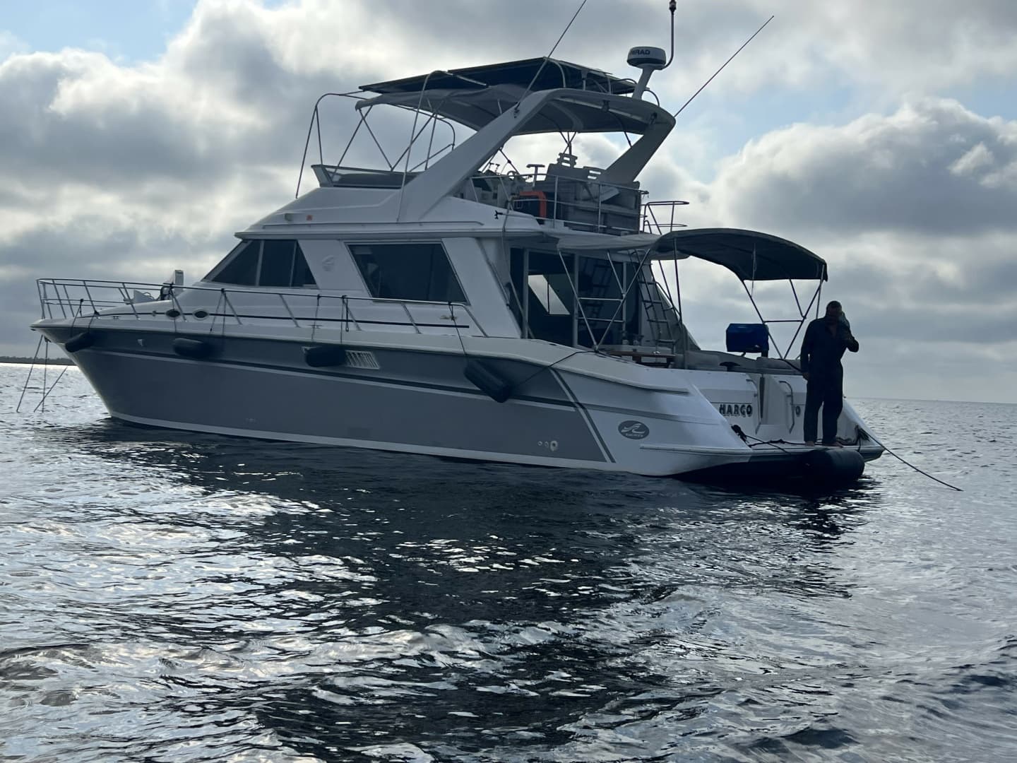 1995 Sea Ray 550 — 1995 · 55' · Pre-Owned