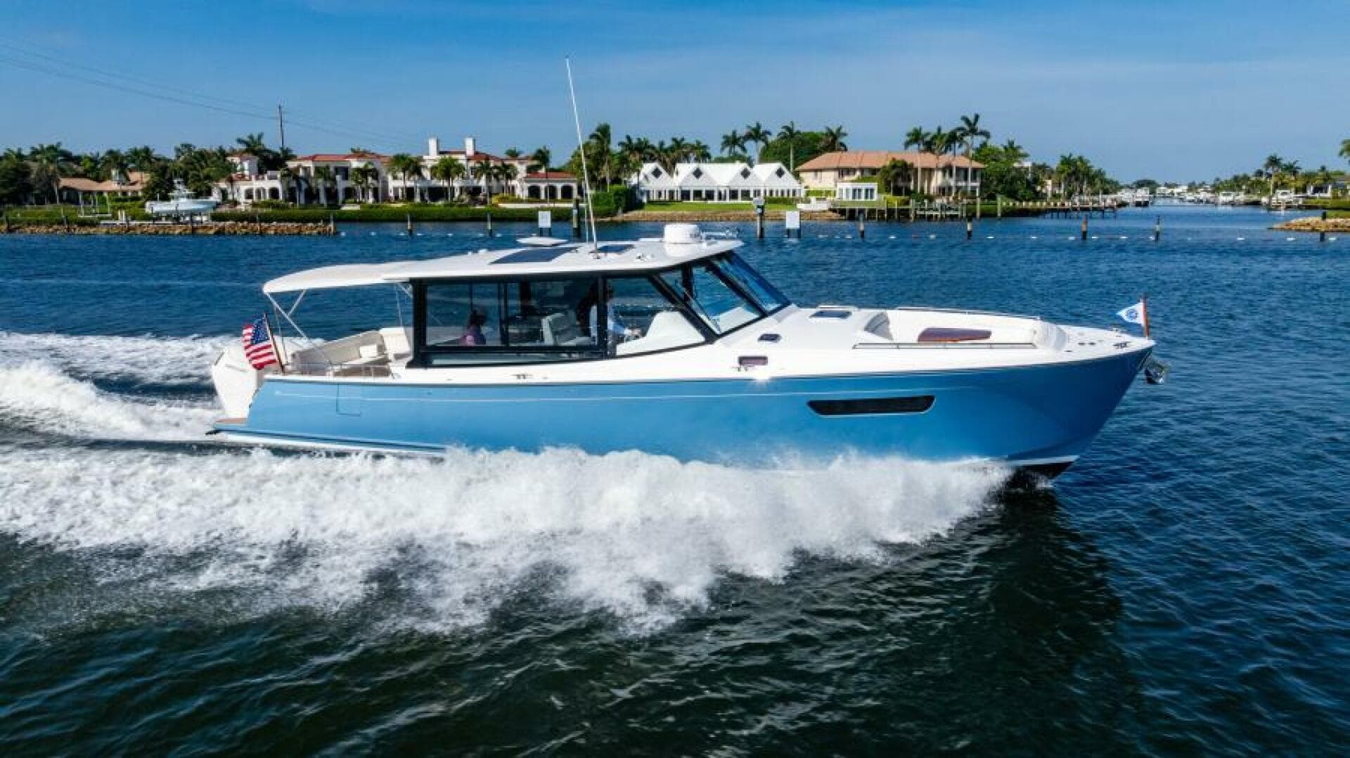 Spyhop — 2024 · 46' · Pre-Owned
