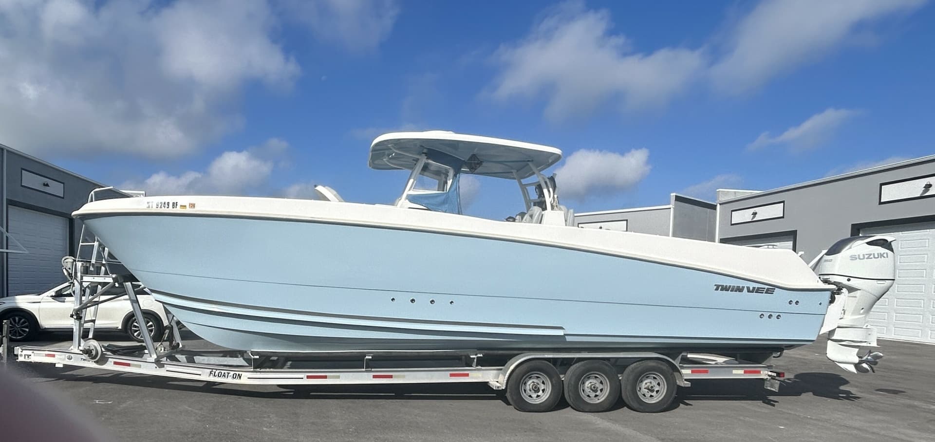 2023 Twin Vee 340 GFX — 2023 · 34' · Pre-Owned