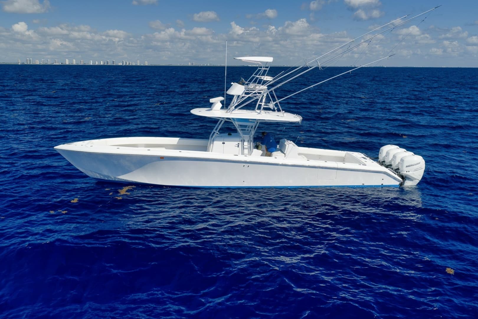 2017 Bahama 41CC — 2017 · 41' · Pre-Owned