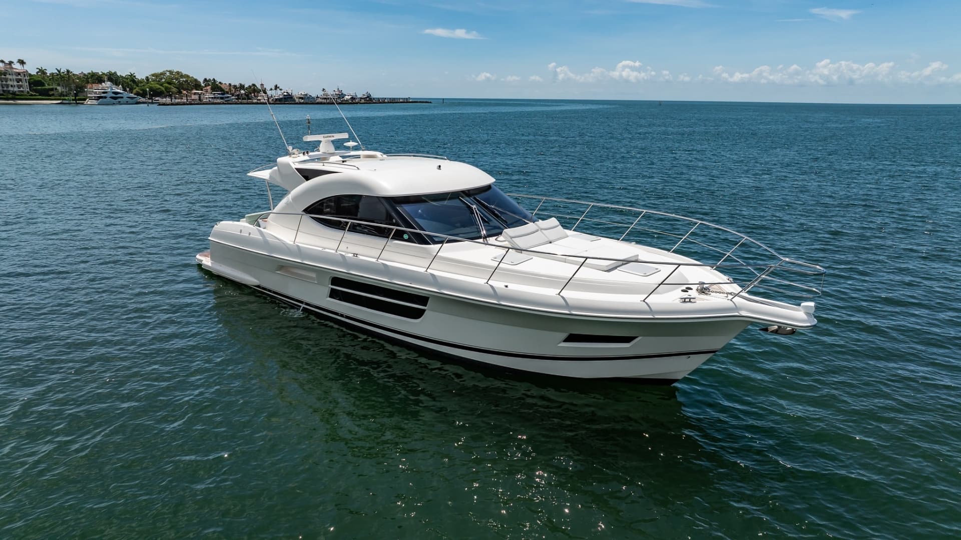 ANGELY — 2016 · 54' · 3 Cabins · Pre-Owned