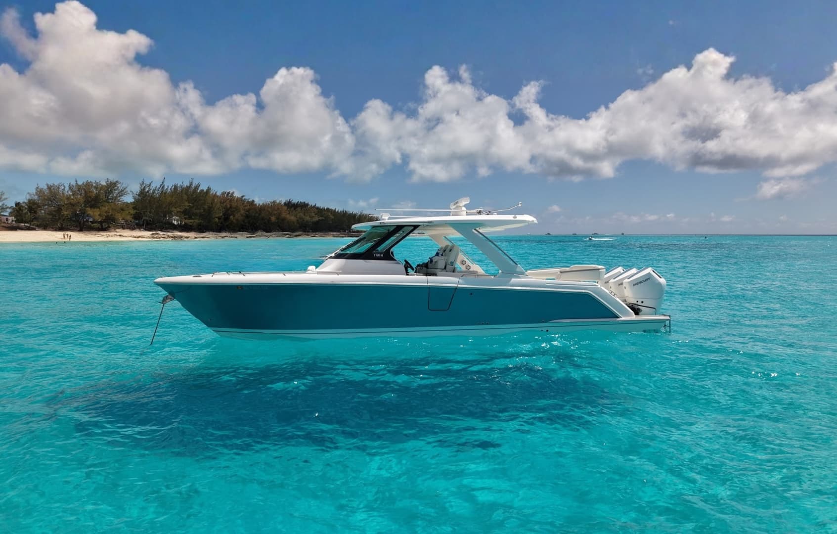 2025 Tiara Yachts 38LS — 2025 · 38' · 1 Cabin · Pre-Owned
