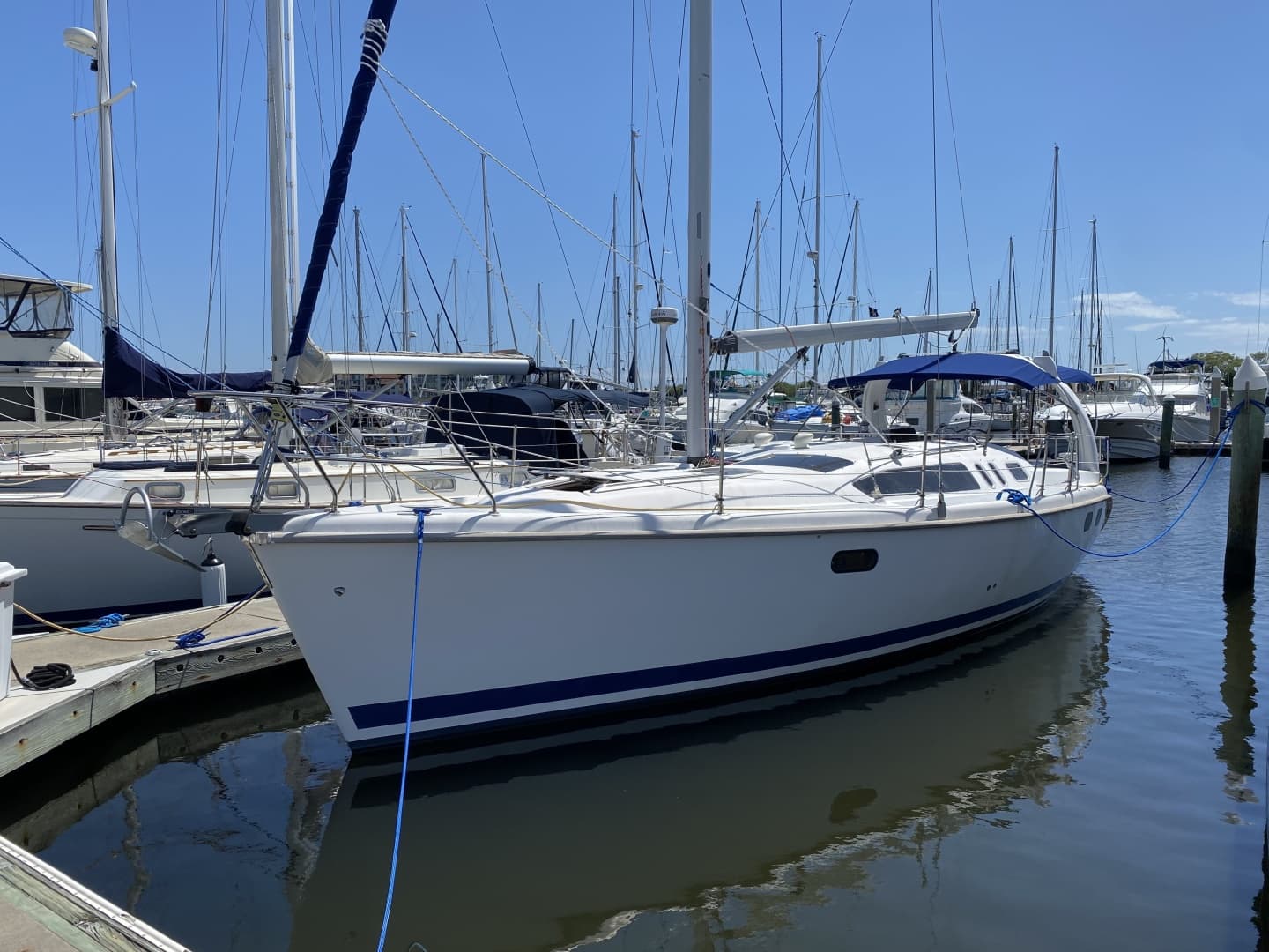 Perseverance — 1999 · 37' · 2 Cabins · Pre-Owned