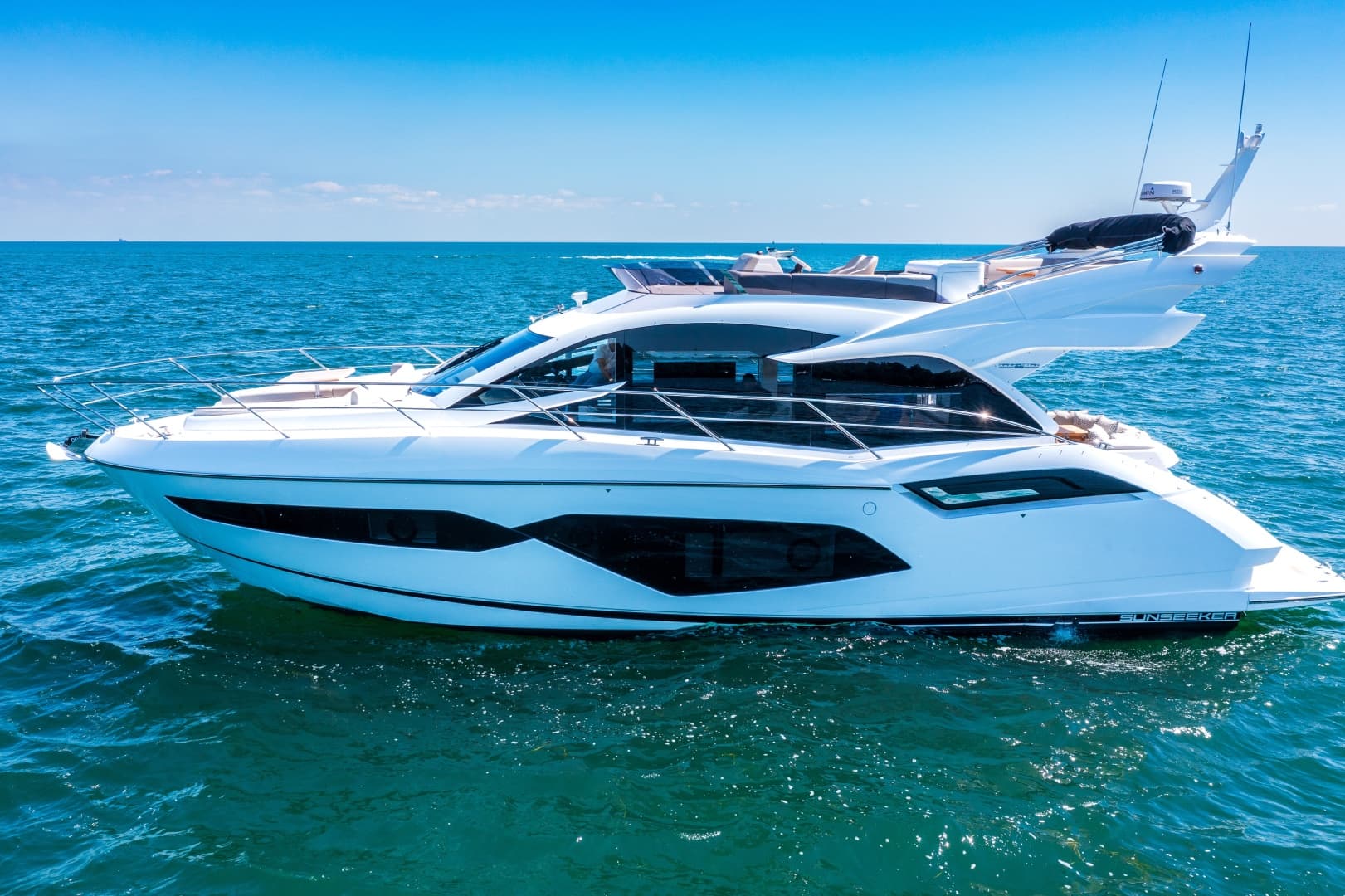 GRATITUDE — 2024 · 49' · 3 Cabins · Pre-Owned