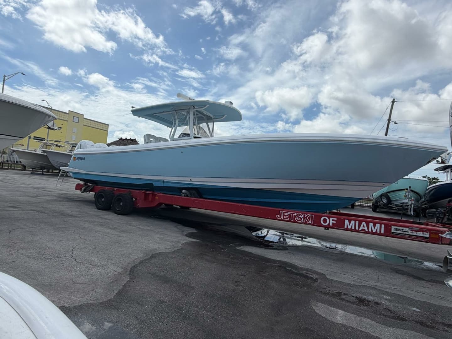 2020 Intrepid 375 NOMAD — 2020 · 38' · Pre-Owned