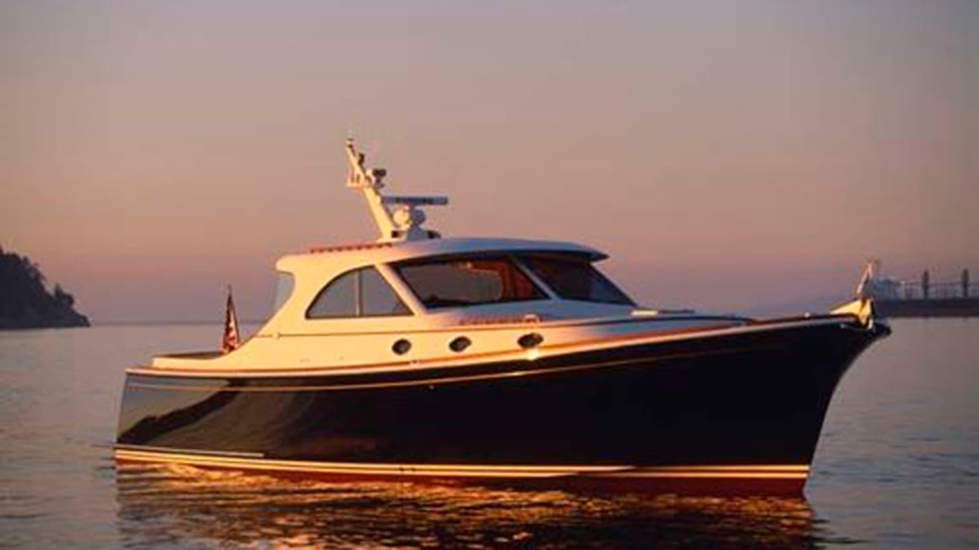 THANKS LANGE — 2005 · 48' · 2 Cabins · Pre-Owned