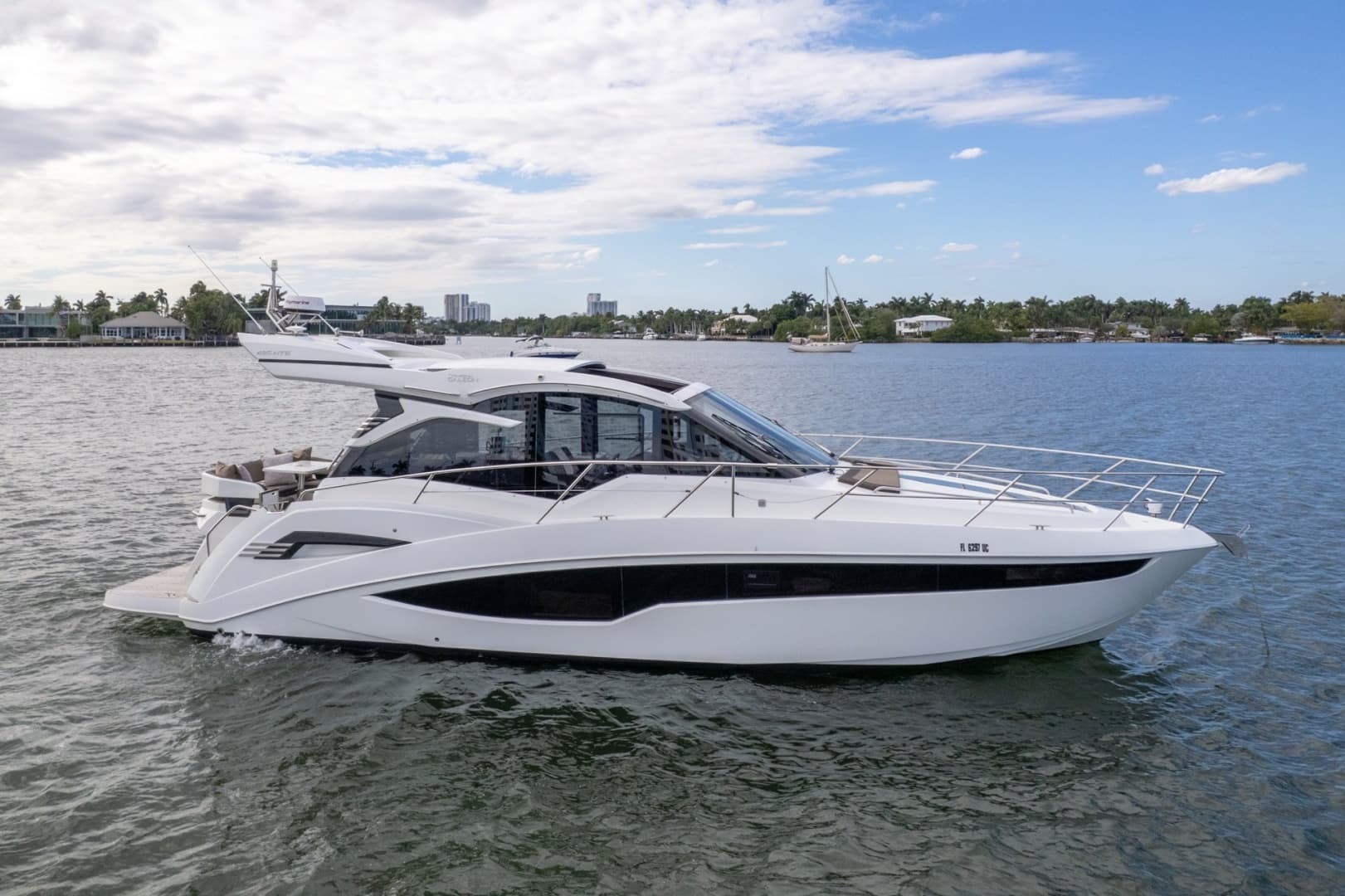2023 Galeon 425 HTS — 2023 · 44' · 2 Cabins · Pre-Owned