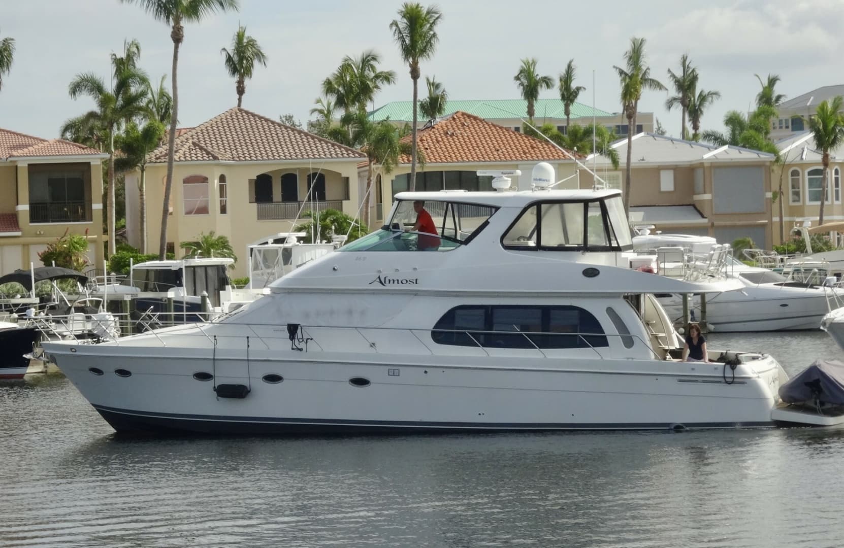 2006 Carver Voyager — 2006 · 59' · Pre-Owned
