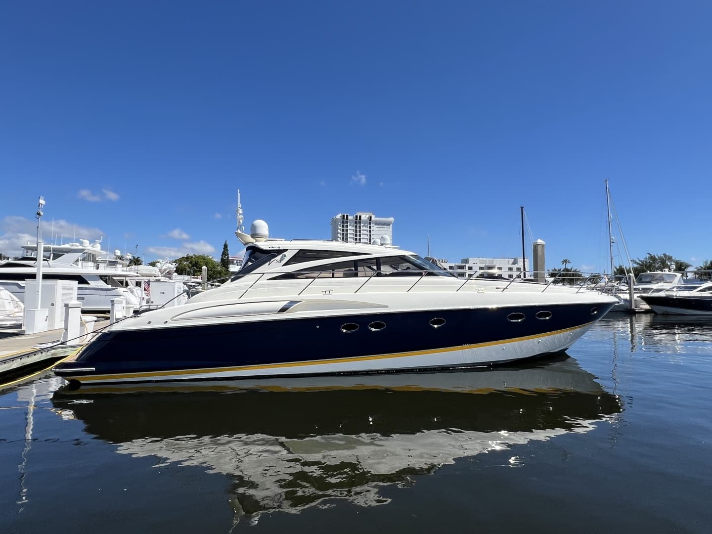 TIMELESS — 2004 · 58' · 3 Cabins · Pre-Owned