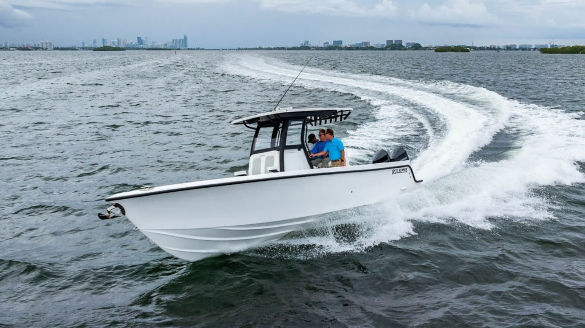 2027 Reef Runner 280 — 2027 · 28' · New