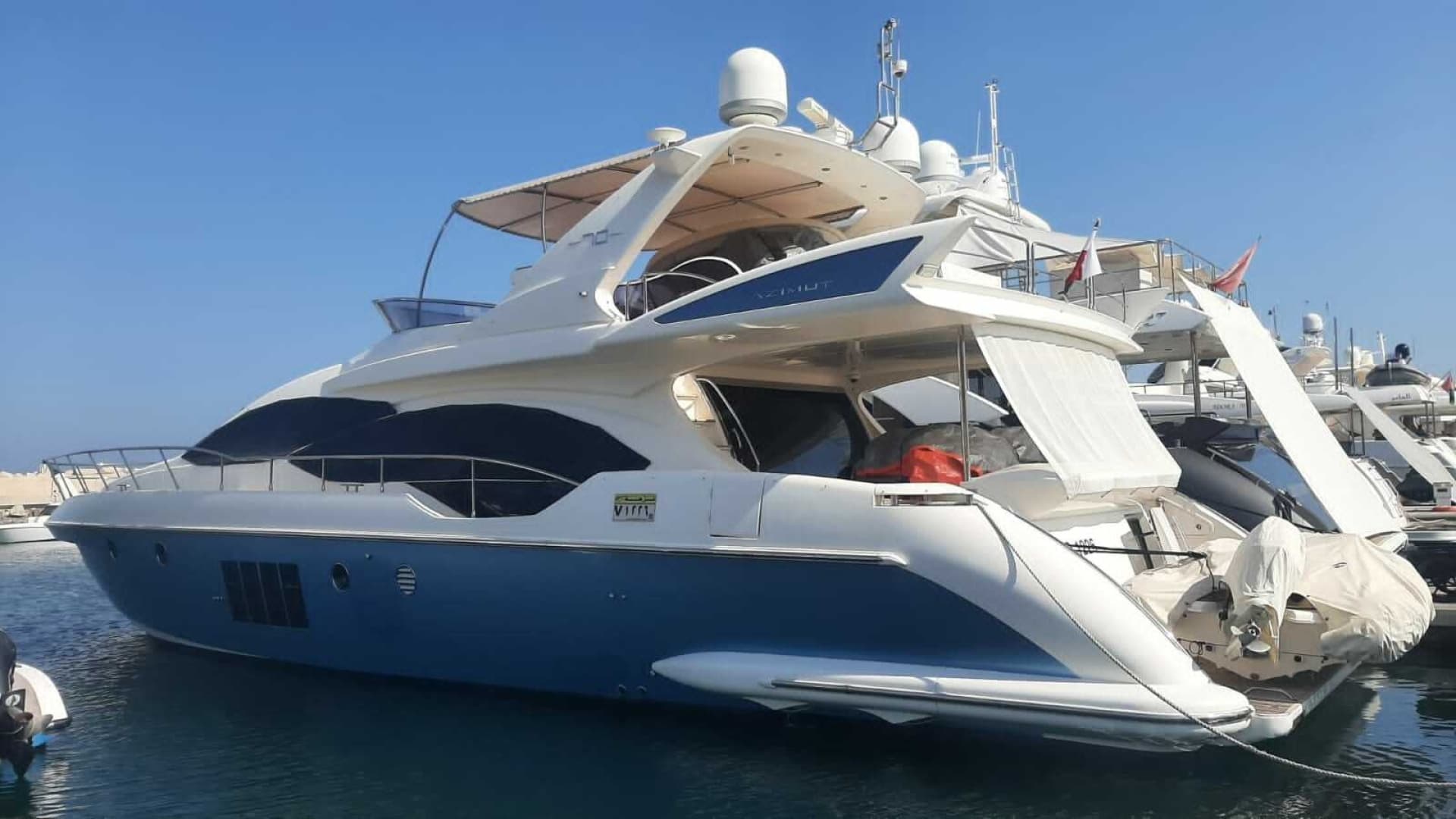 YAREEN — 2011 · 71' · 4 Cabins · Pre-Owned