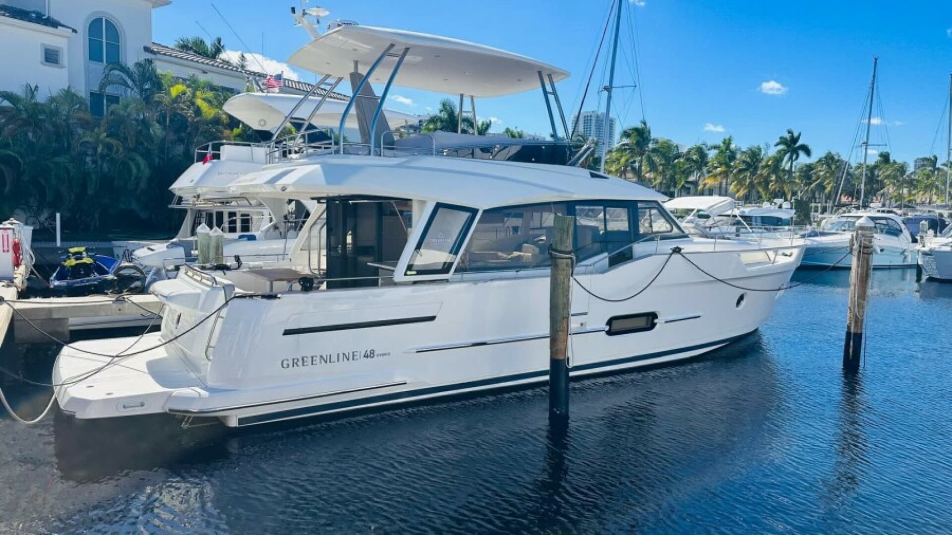 Electric Summer — 2024 · 52' · 3 Cabins · Pre-Owned
