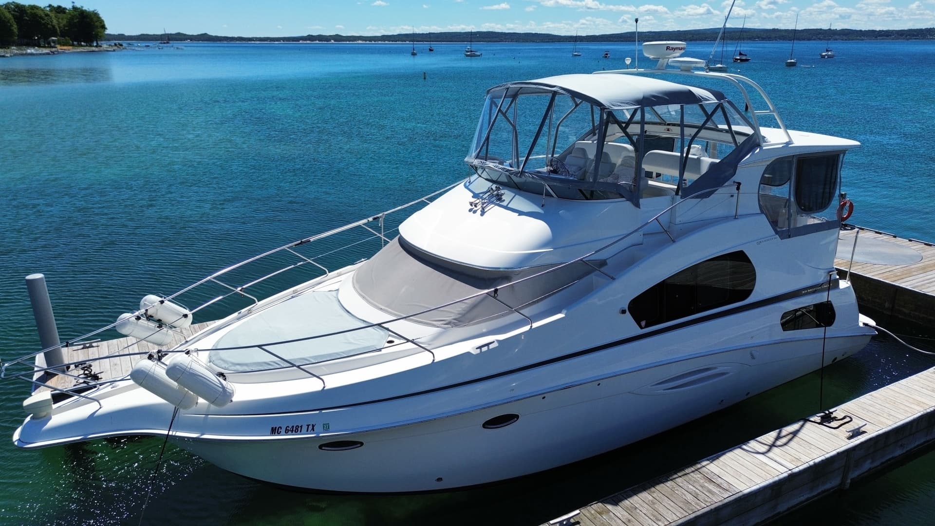 2003 Silverton 39 Motor Yacht — 2003 · 39' · Pre-Owned