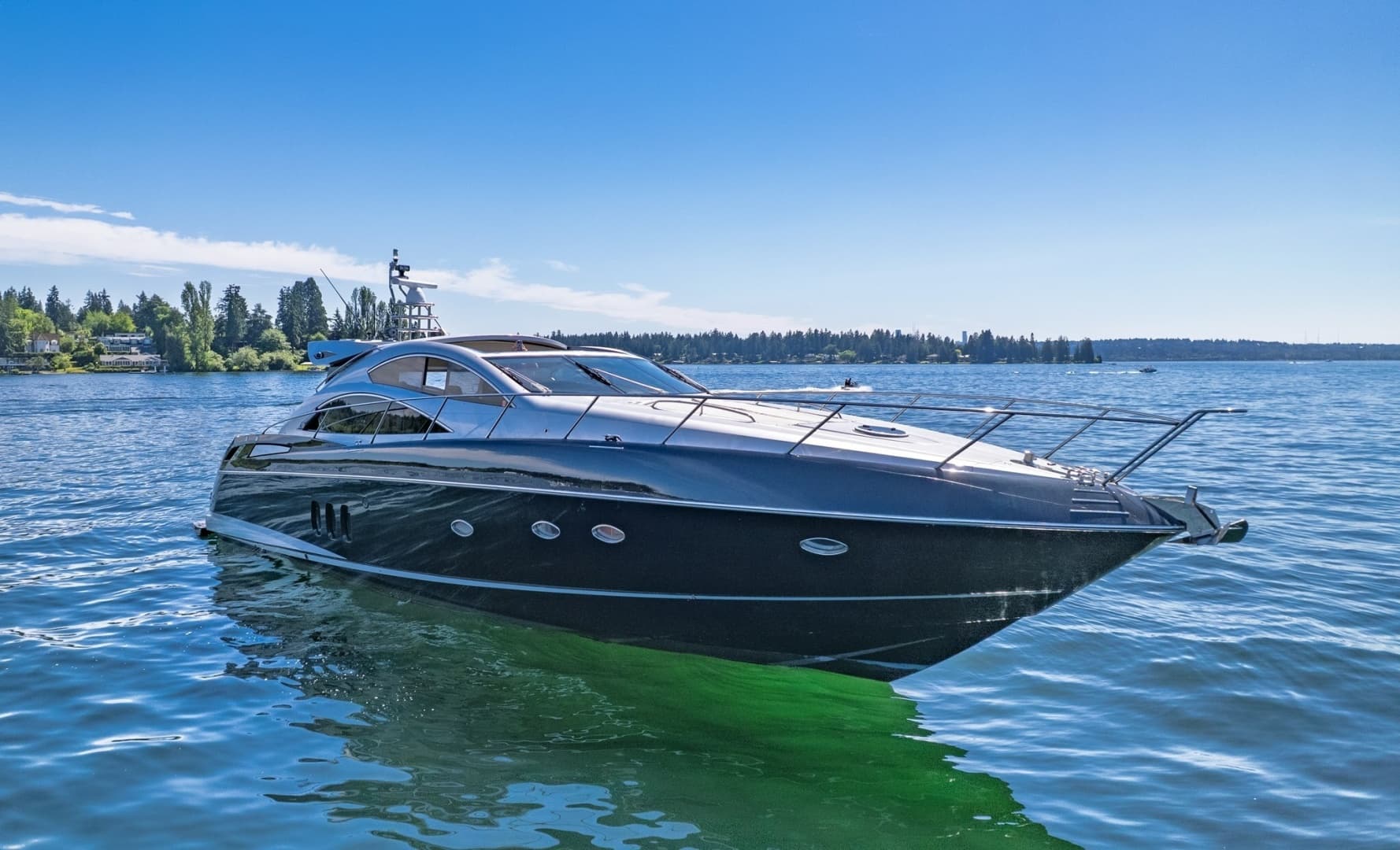2009 Sunseeker Predator — 2009 · 64' · Pre-Owned
